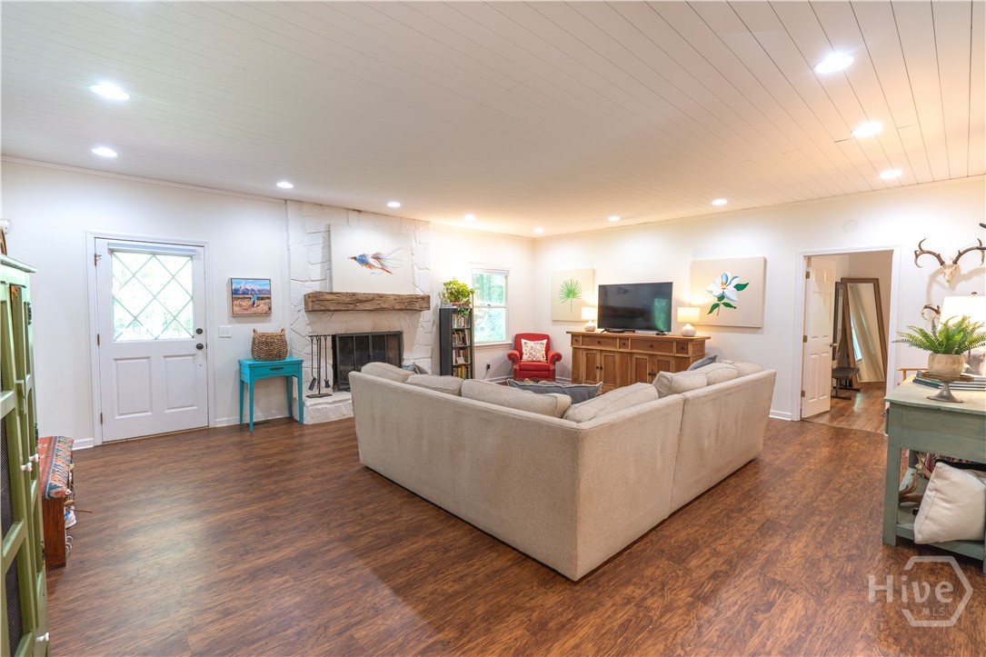 1370 Athens Road