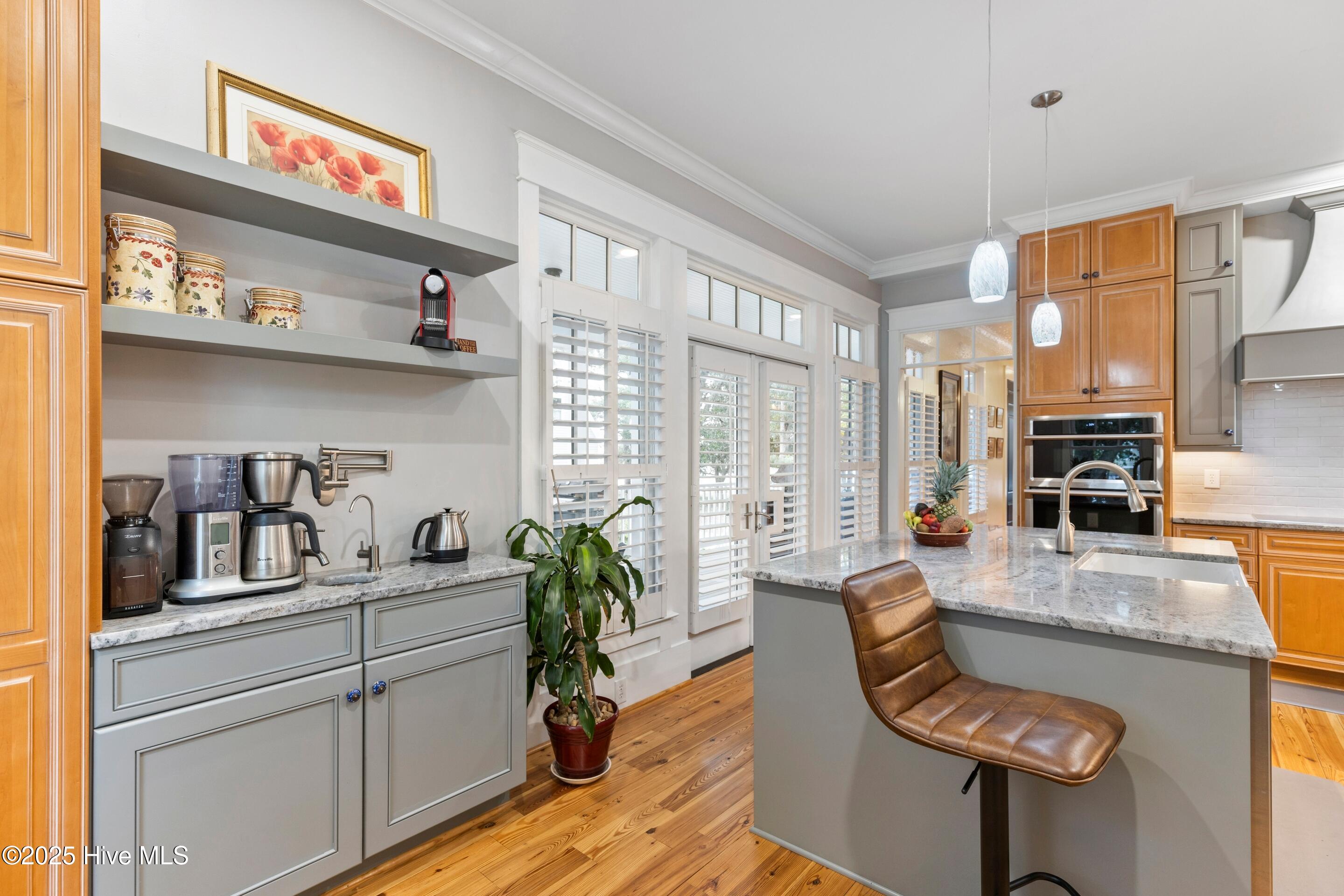 100544140 | Photo 28