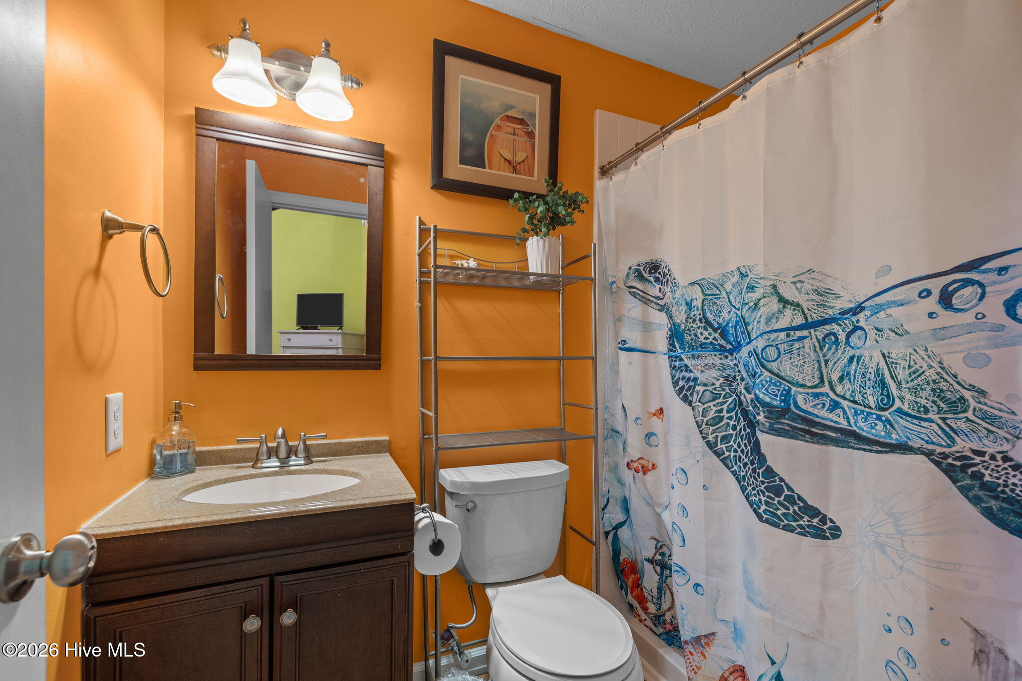 100550308 | Photo 14