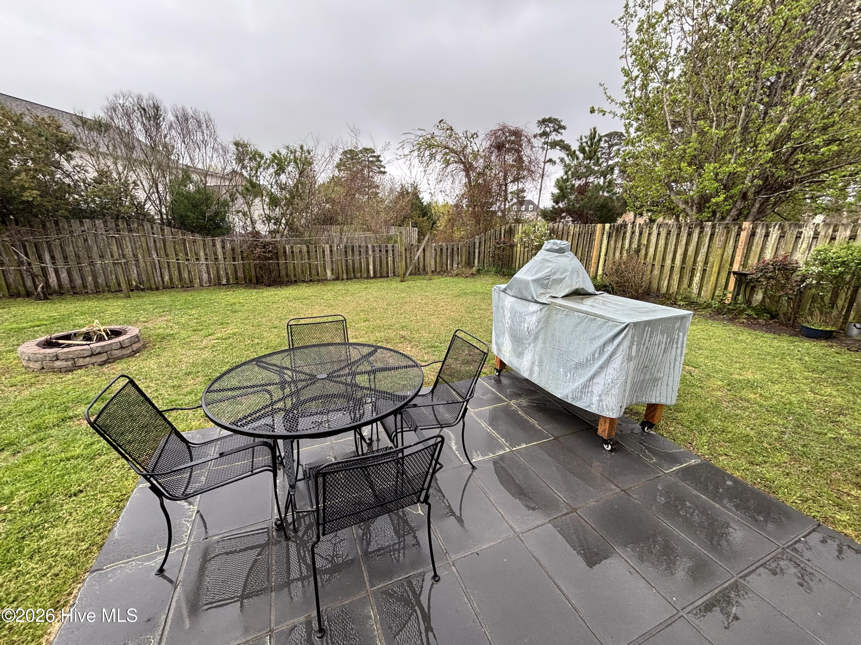 100561288 | Photo 40