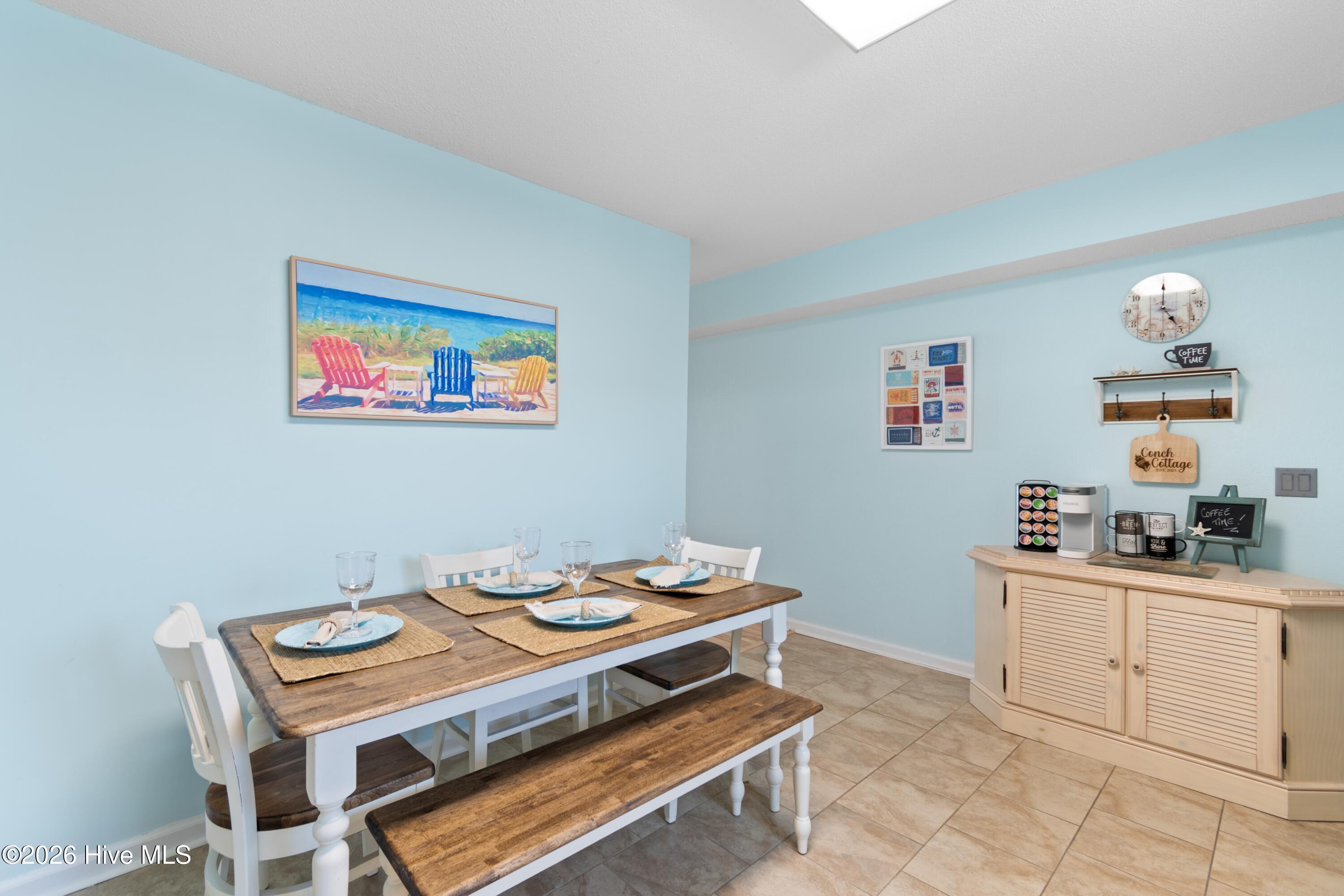 100554890 | Photo 15