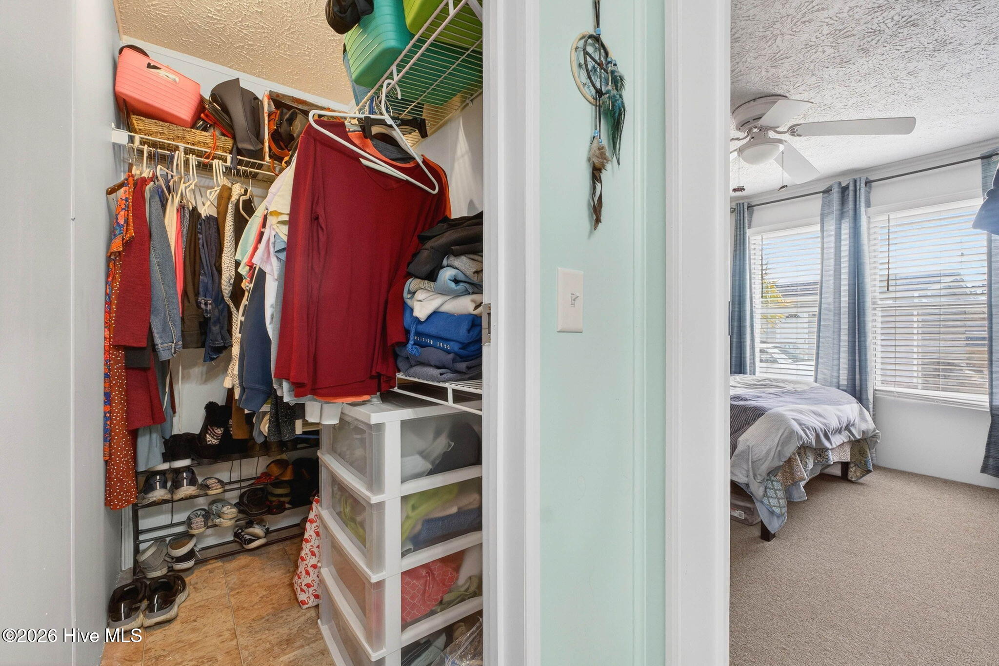 100557297 | Photo 28