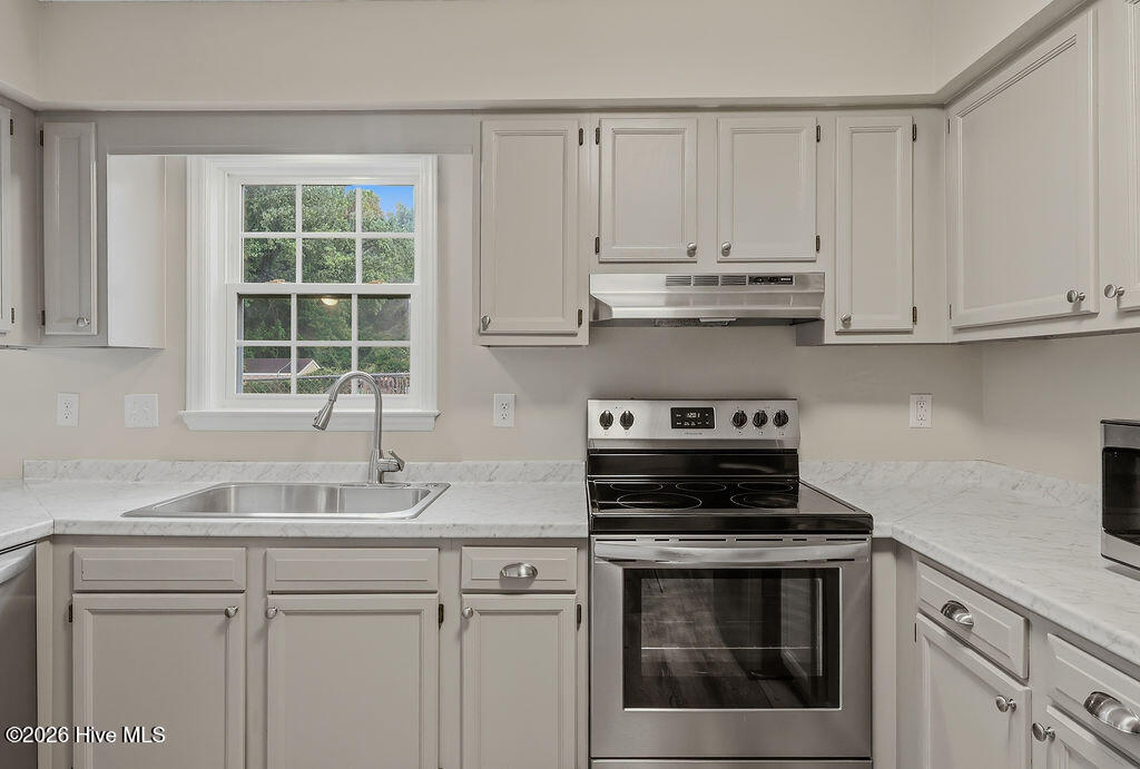 2038 Hunters Ridge Drive,Midway Park