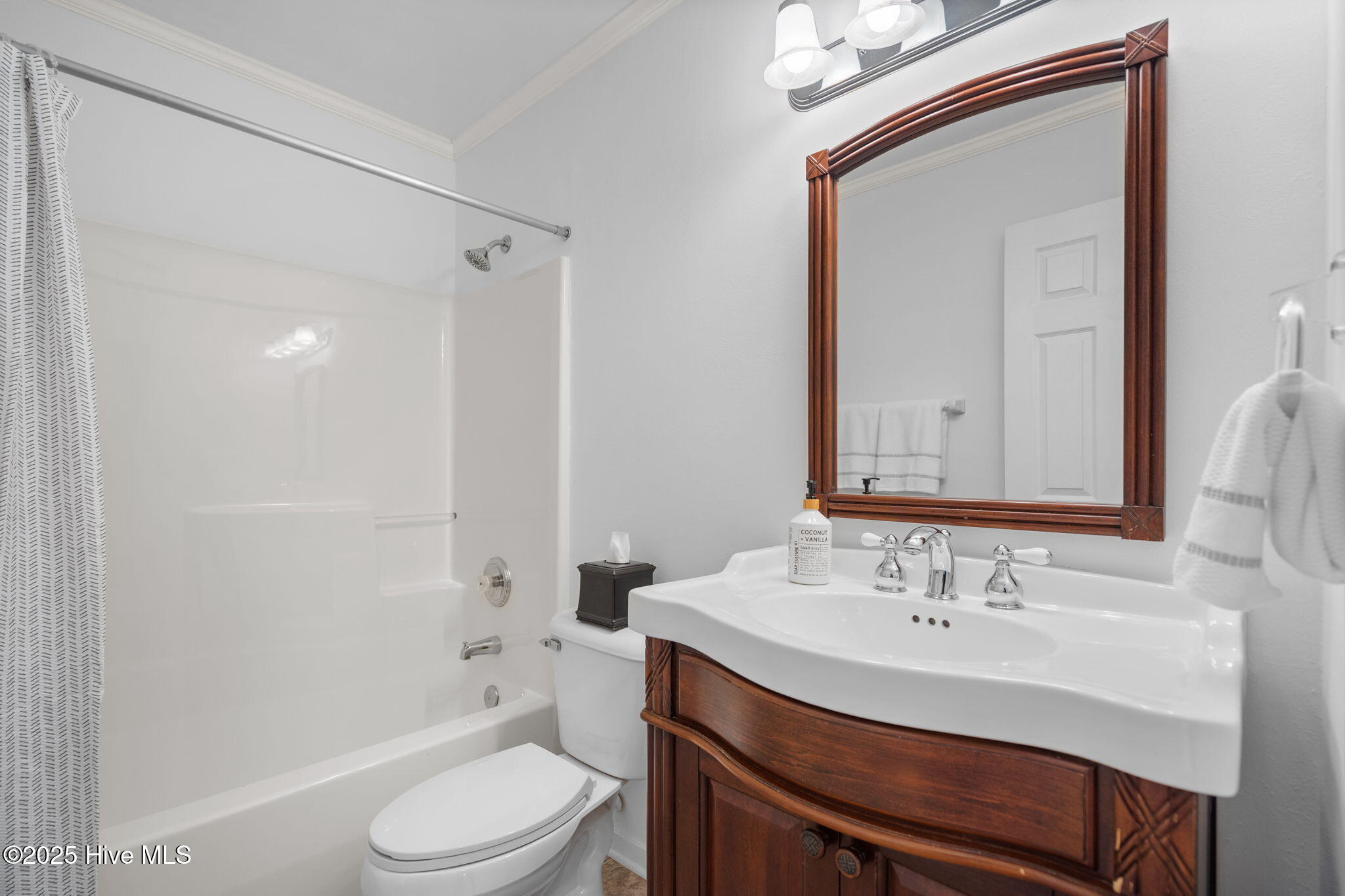 100541640 | Photo 24