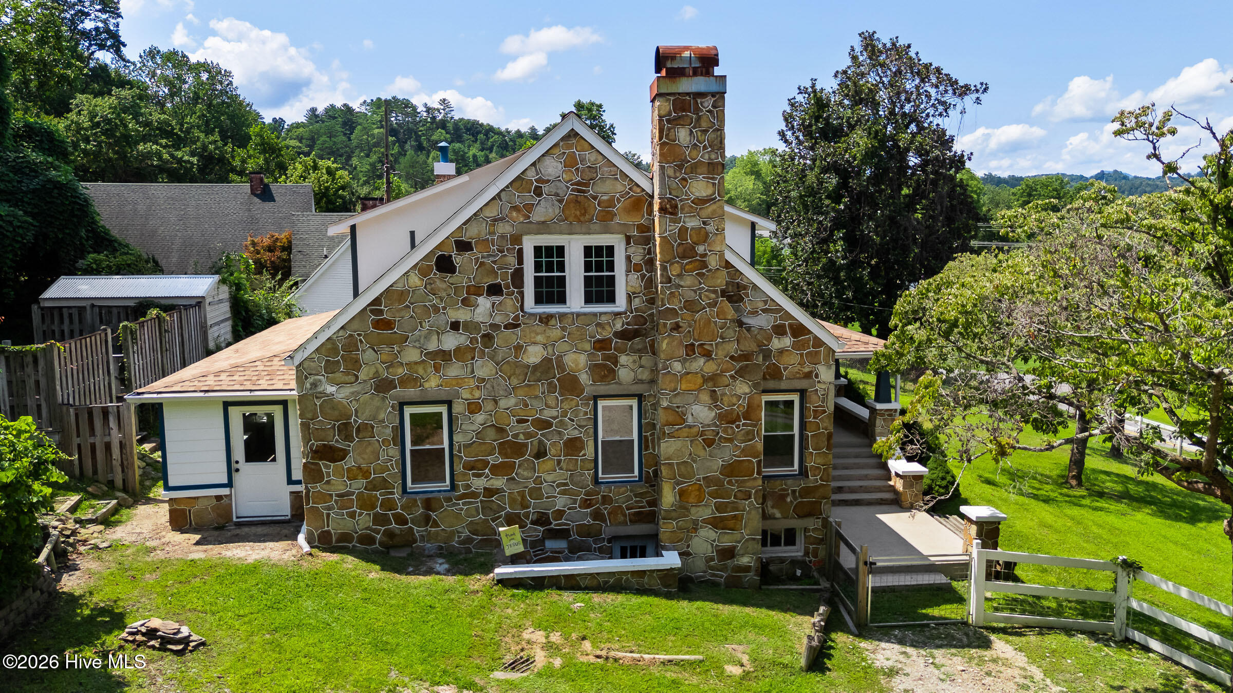 3rd image of 952 Hiwassee St, Murphy, NC 28906 | MLS# 100596532