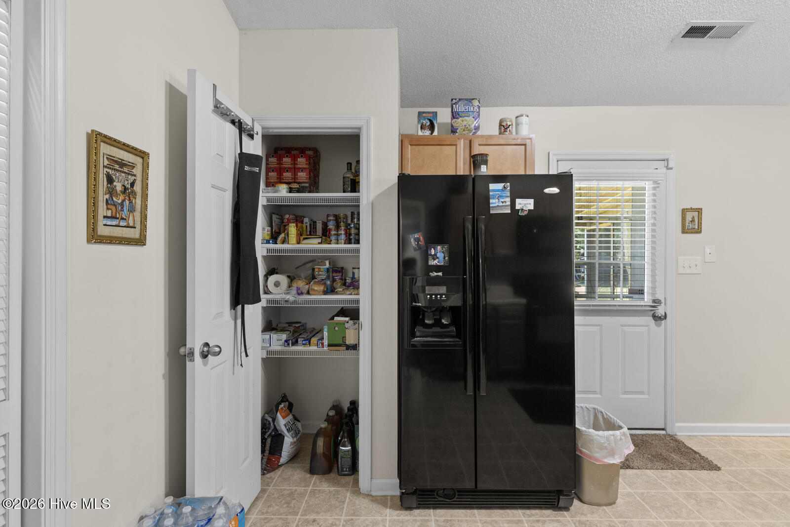 100568558 | Photo 15