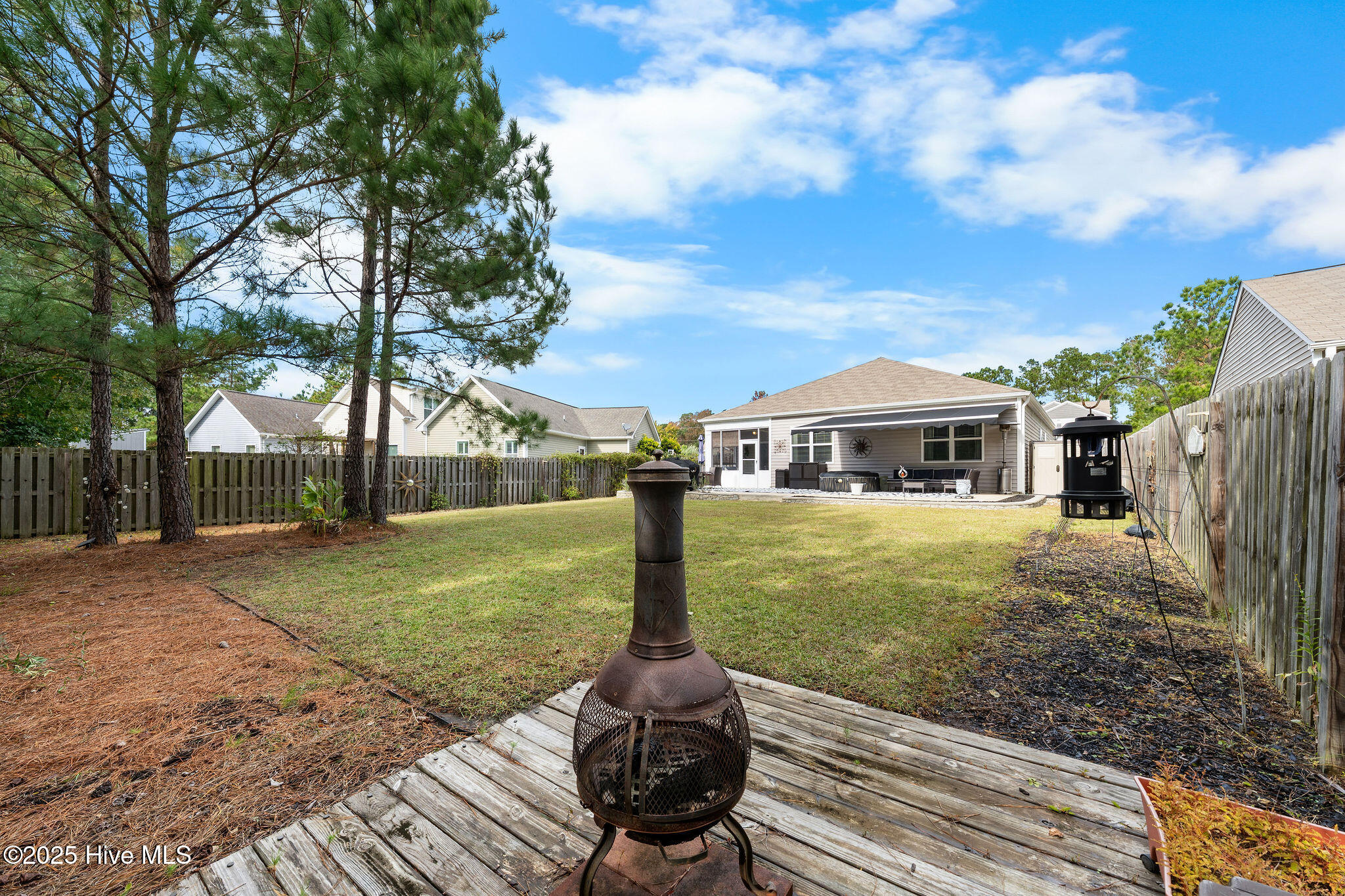 100539651 | Photo 41