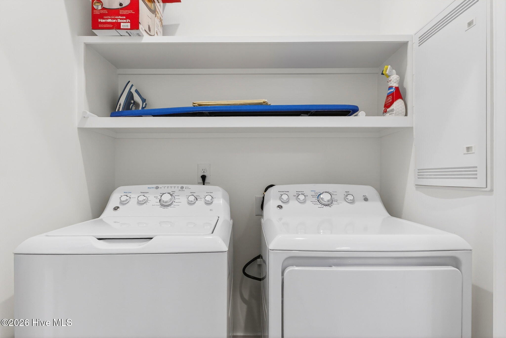 100555045 | Photo 58