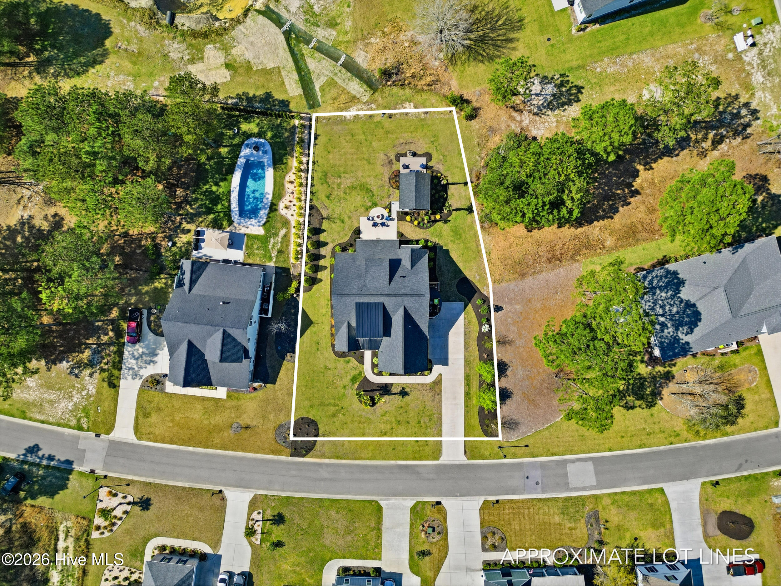 100563980 | Photo 76