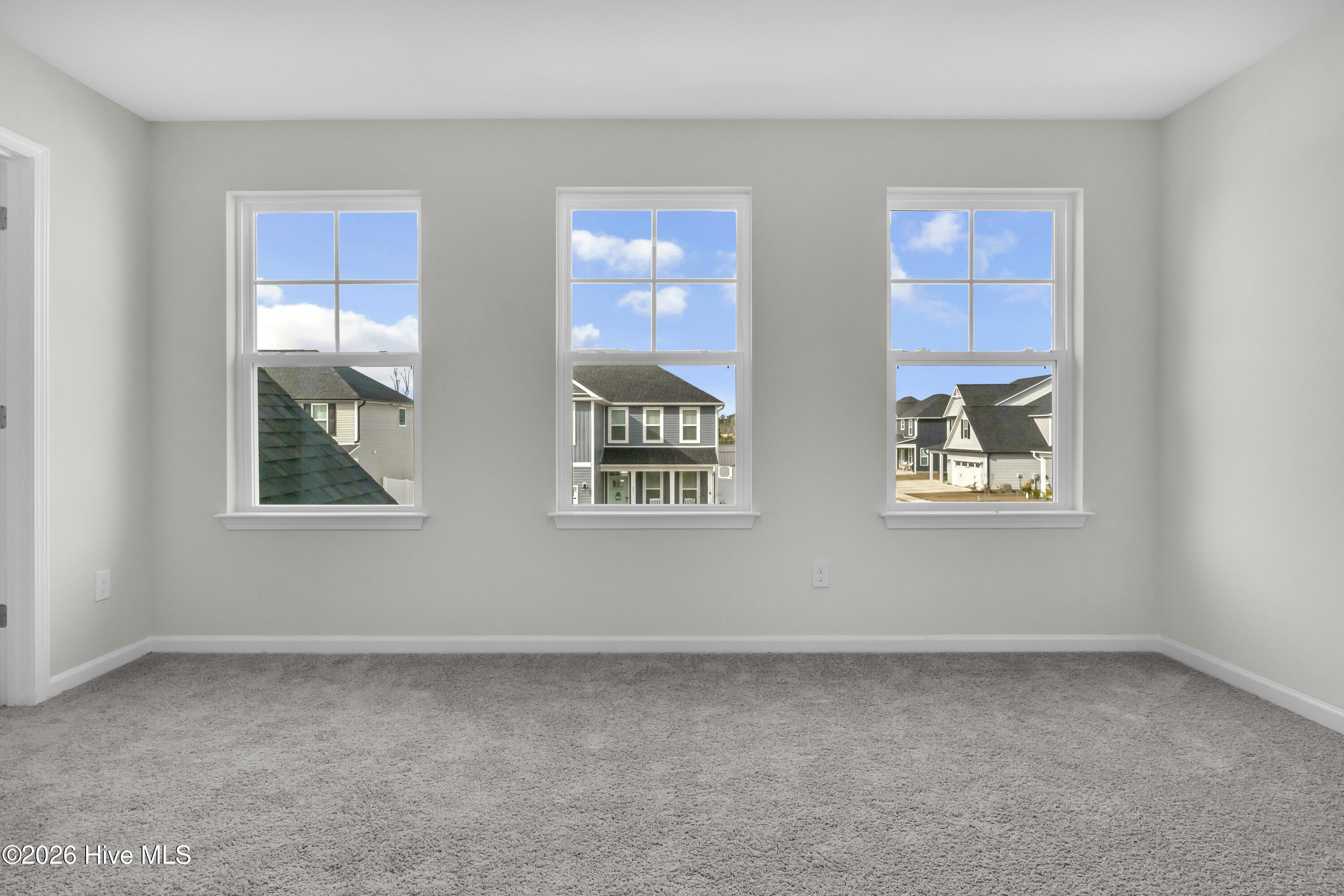 100552791 | Photo 49