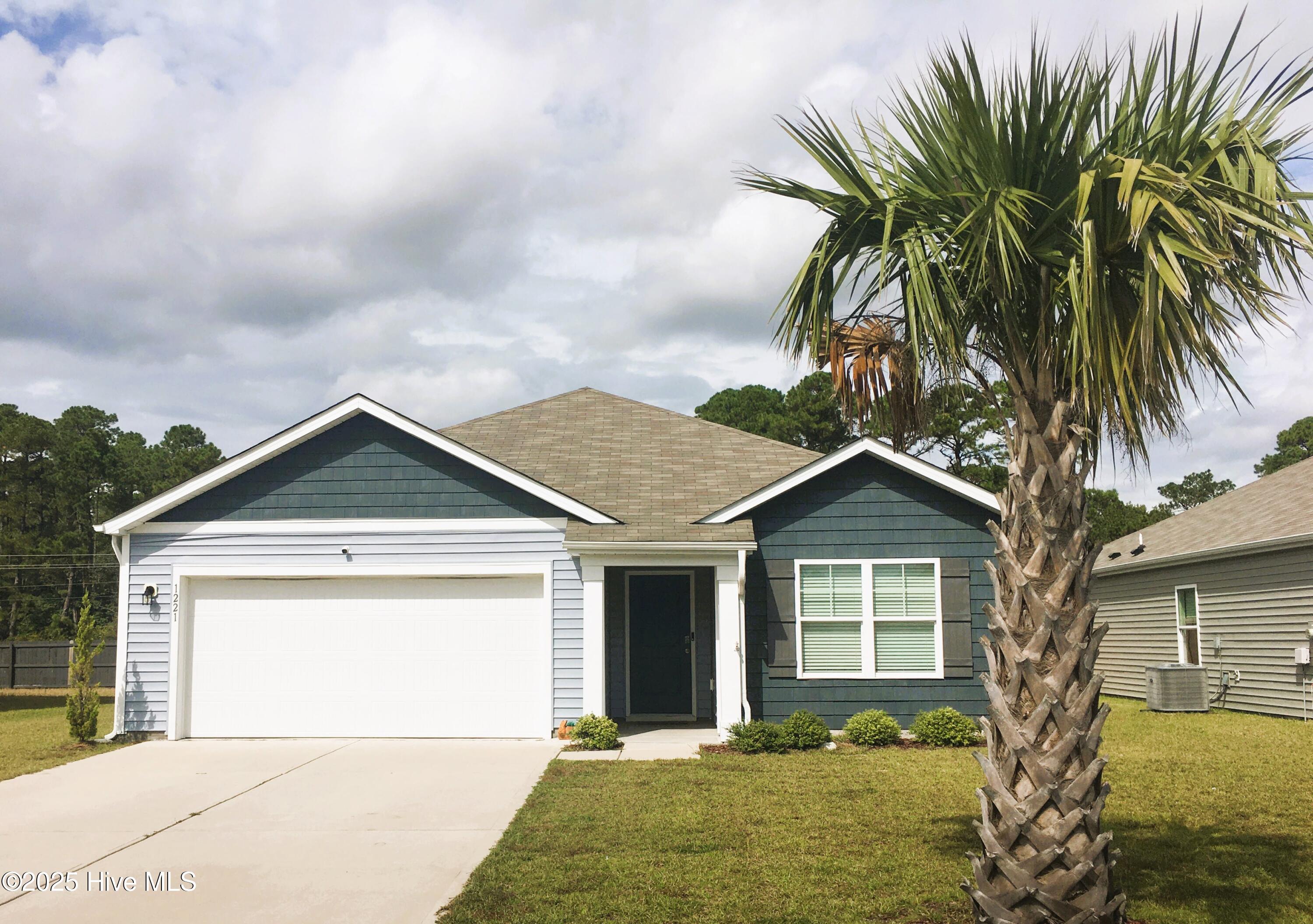 Homes for sale in Castle Hayne, NC | 1221 Saint Augustine Dr, Castle Hayne, NC 28429 | MLS# 100533721