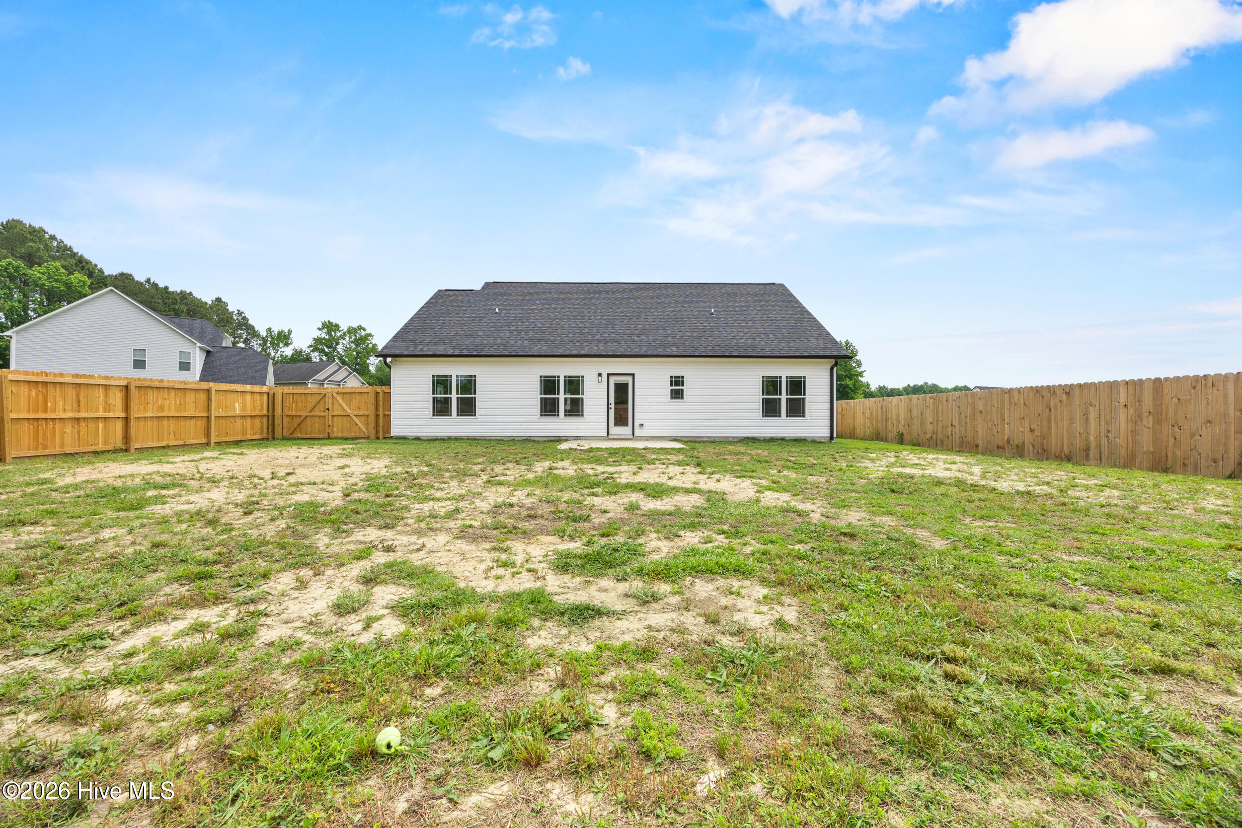 100574292 | Photo 34