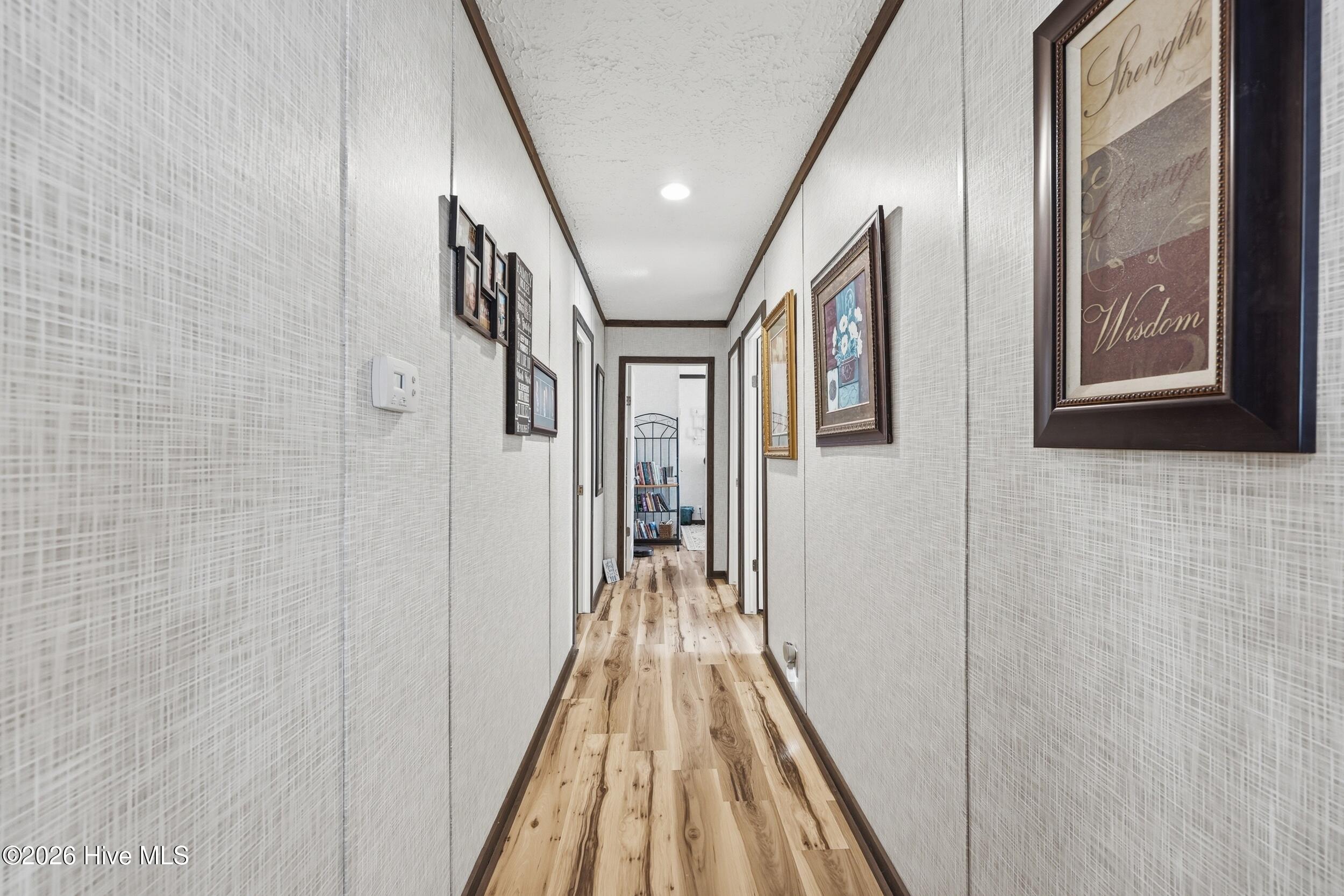 100567202 | Photo 17