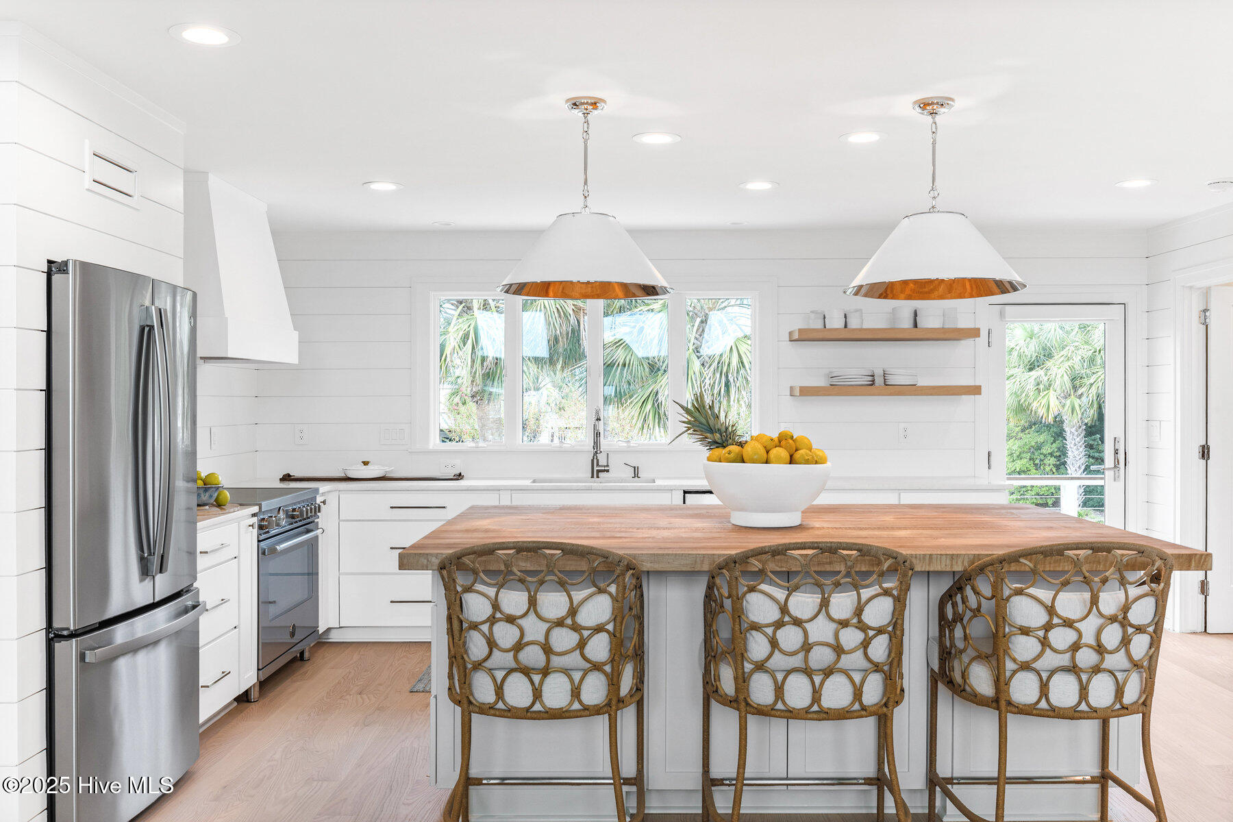 100530519 | Photo 15