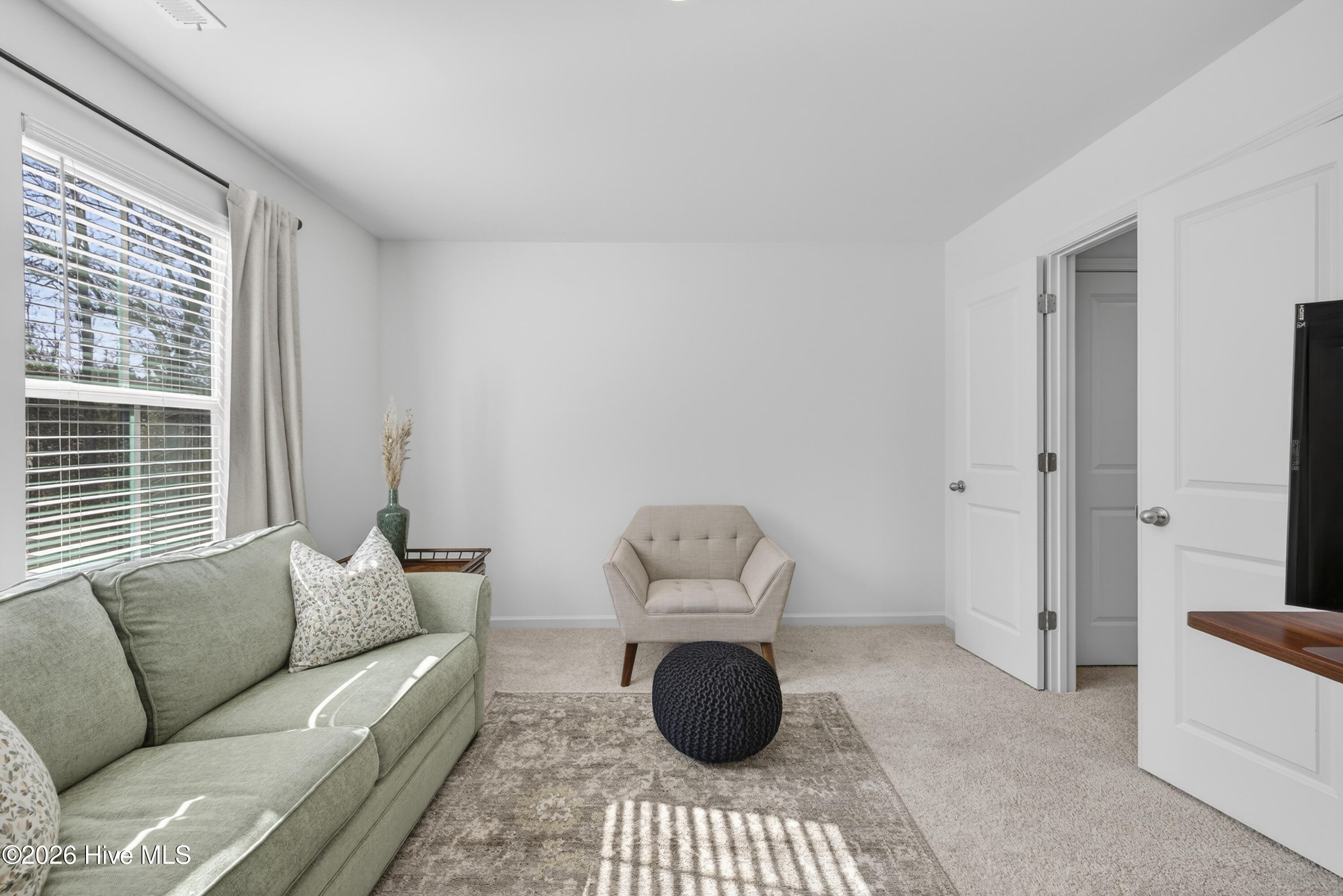 100554086 | Photo 22