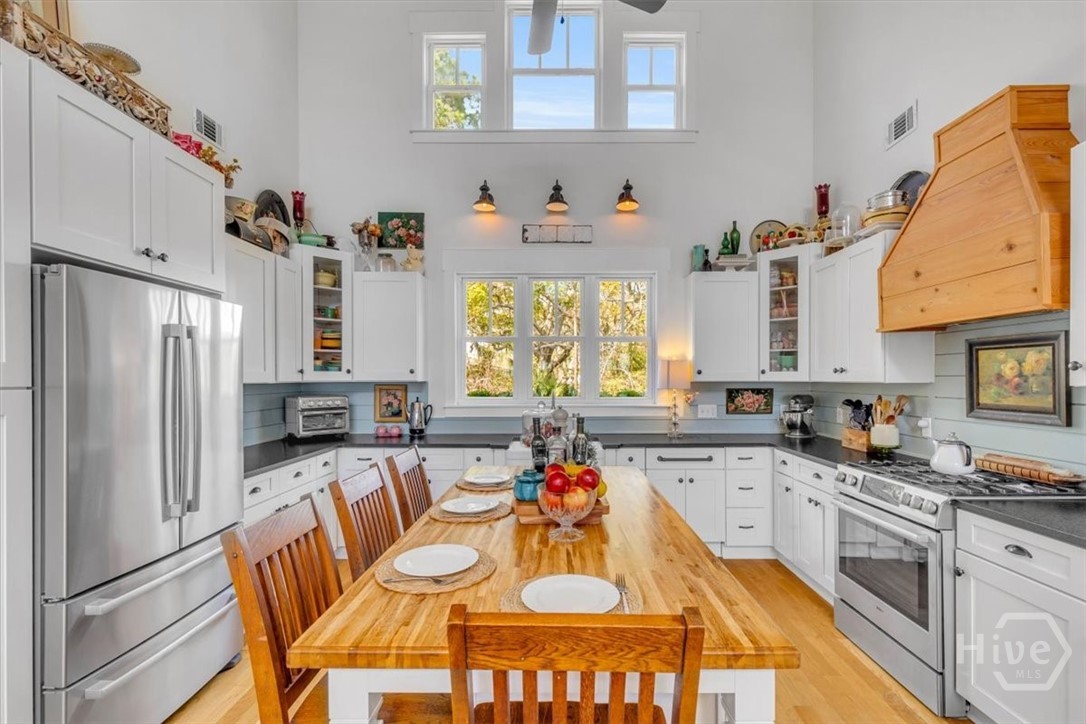 690 Japonica Drive, Midway, GA, 31320