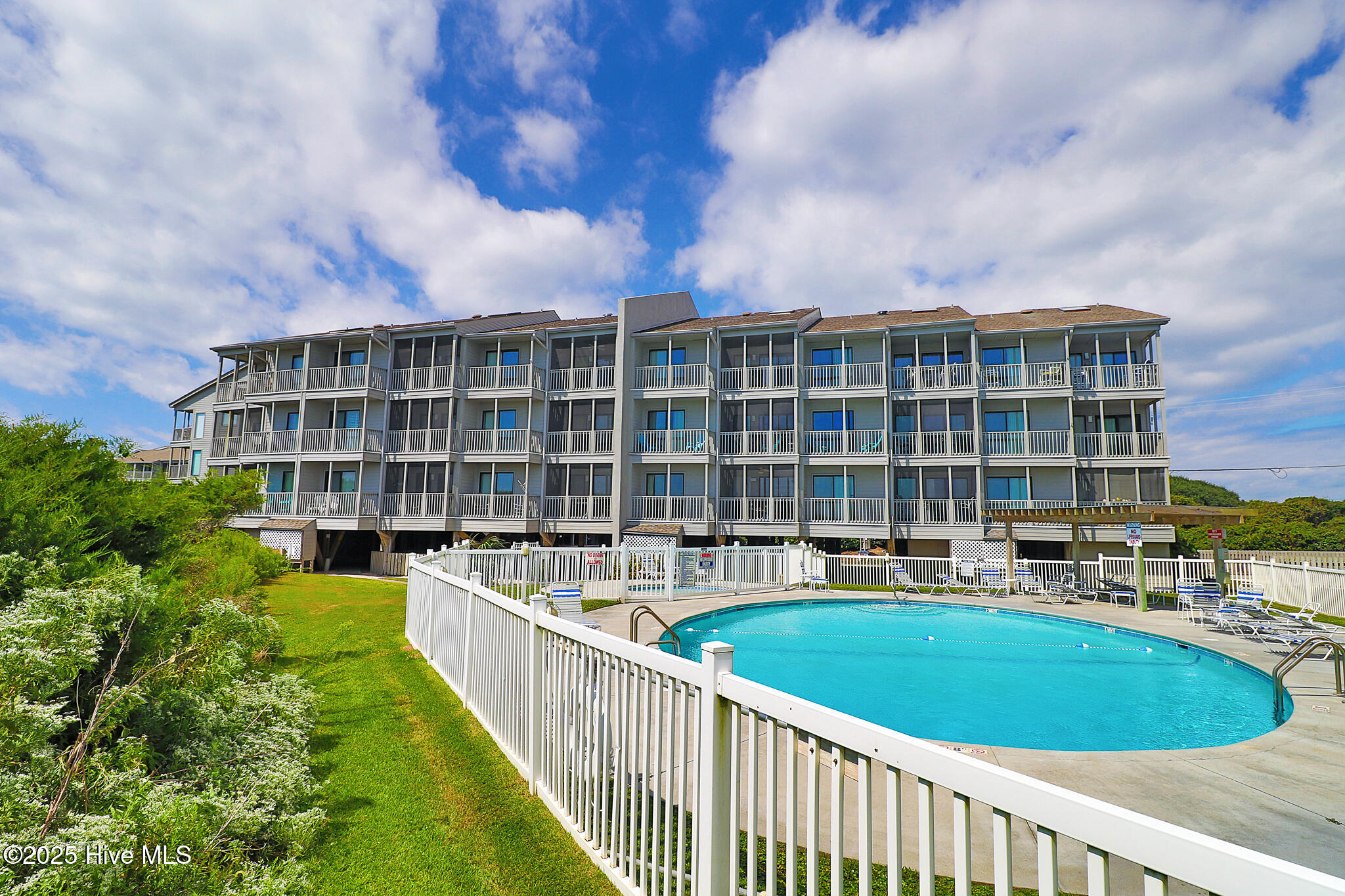 Dunescape Villas, 336