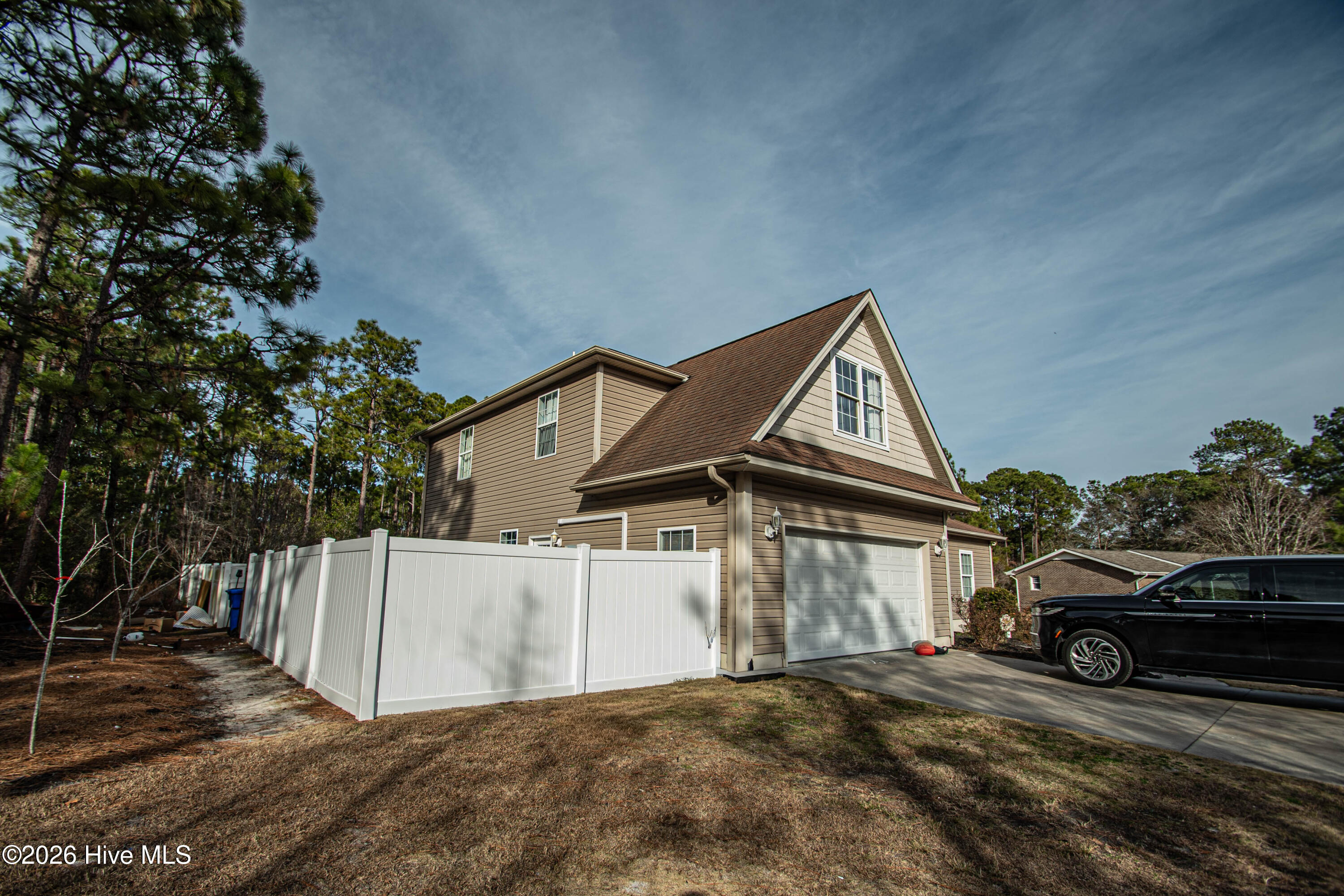 100553026 | Photo 14