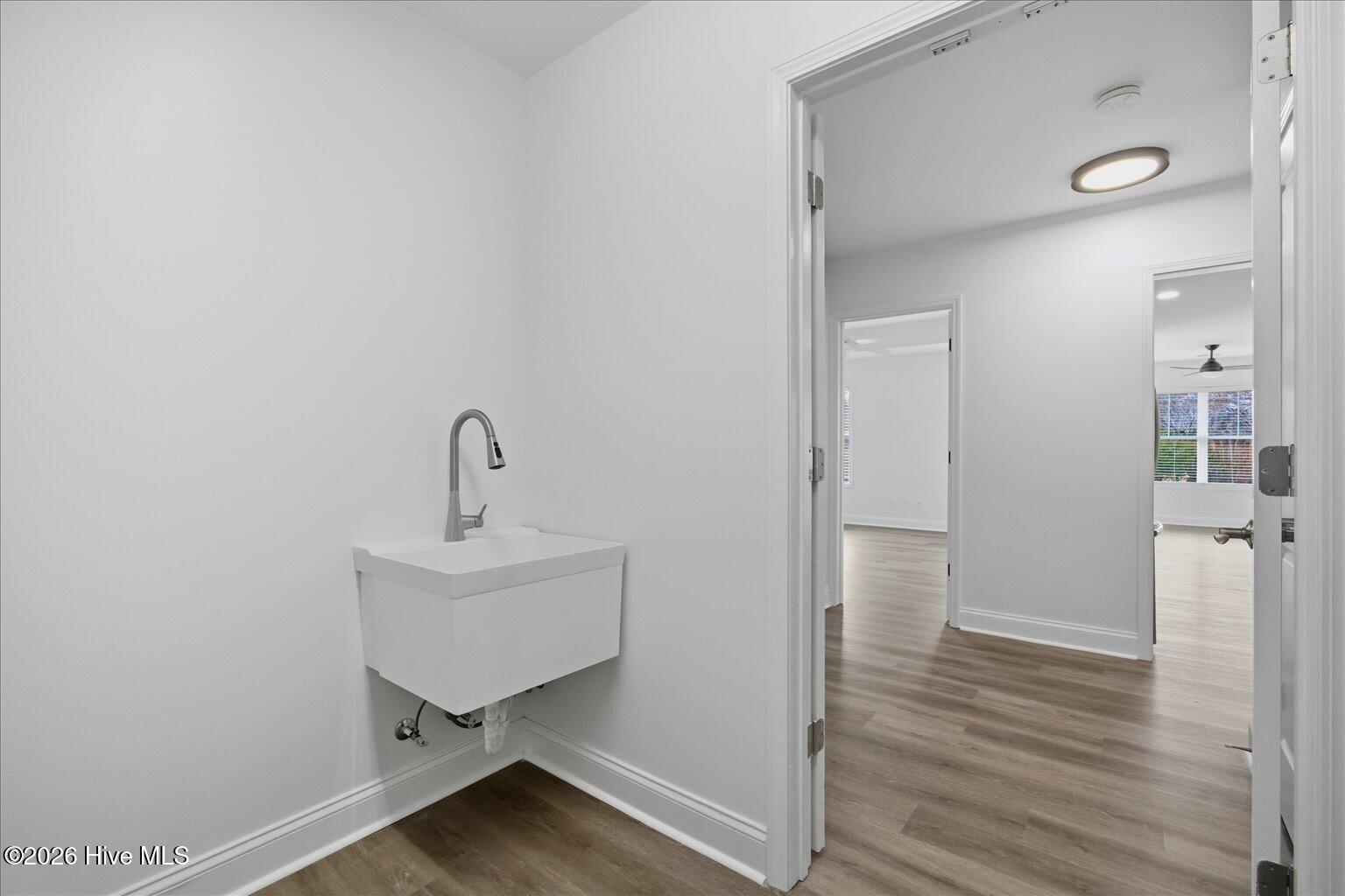 100557430 | Photo 39