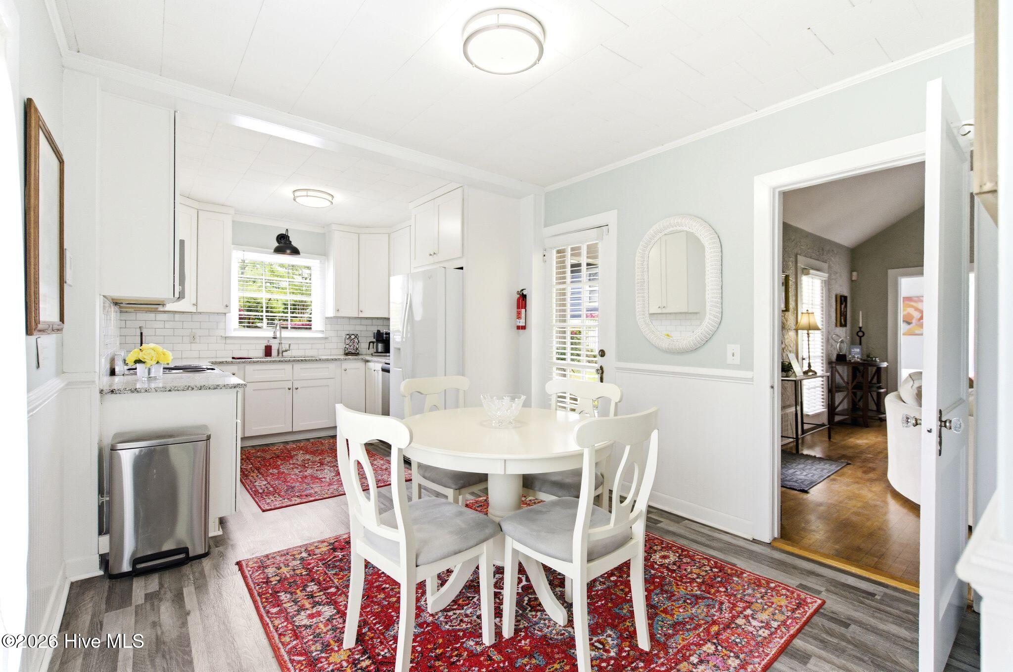 100565757 | Photo 22