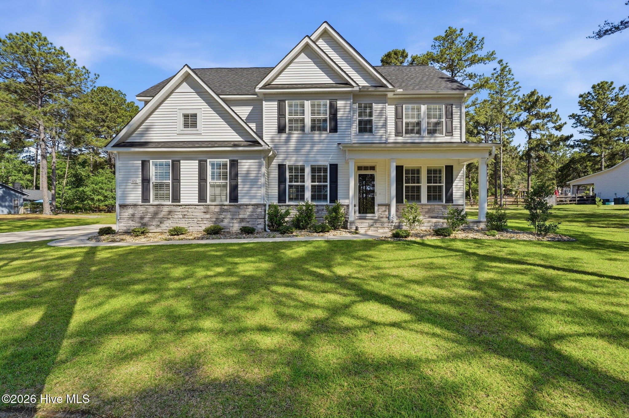 123 Winsford, West End, North Carolina, 4 Bedrooms Bedrooms, 9 Rooms Rooms,3 BathroomsBathrooms,Single family residence,For sale,Winsford,100533197 123 Winsford, West End, North Carolina, 4 Bedrooms Bedrooms, 9 Rooms Rooms,3 BathroomsBathrooms,Single family residence,For sale,Winsford,100533197
