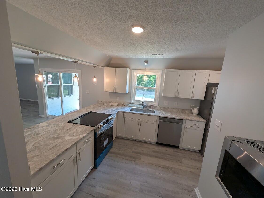 2034 Hunters Ridge Drive,Midway Park