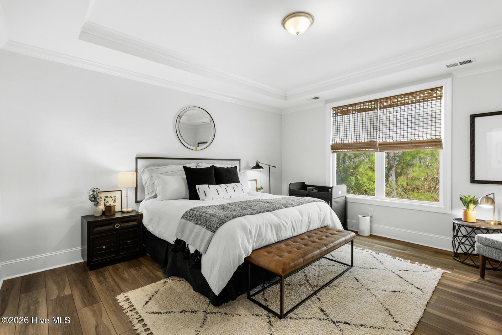 100562165 | Photo 22