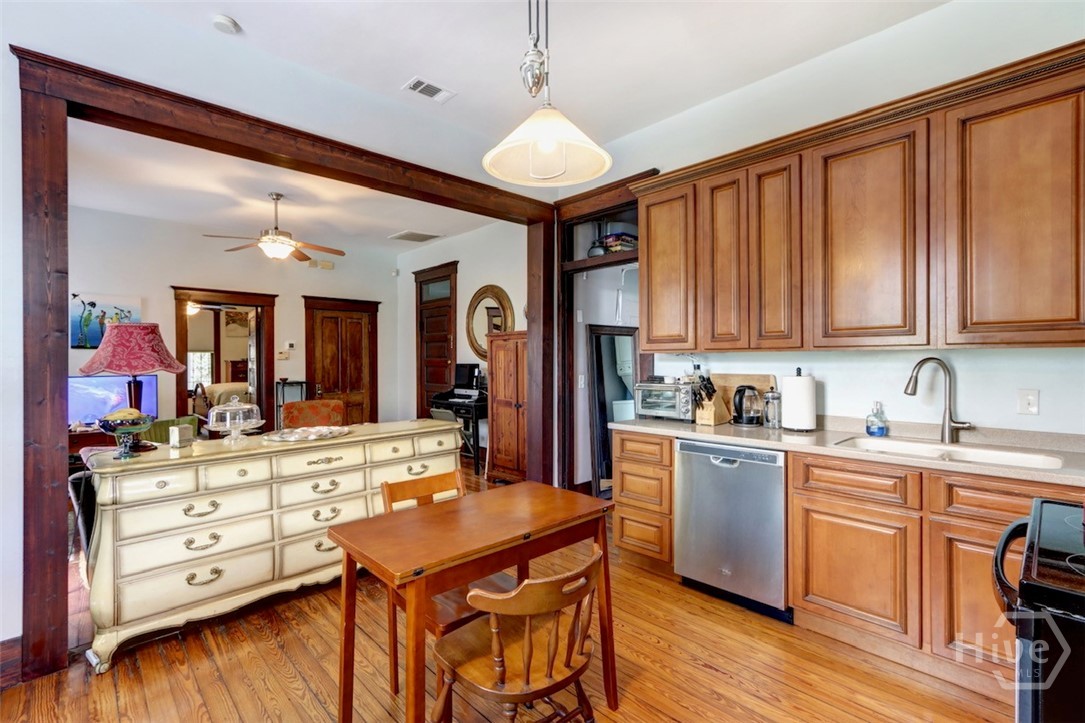 305 W Duffy Street W, #C, Savannah, GA 31401 Listing Photo  22