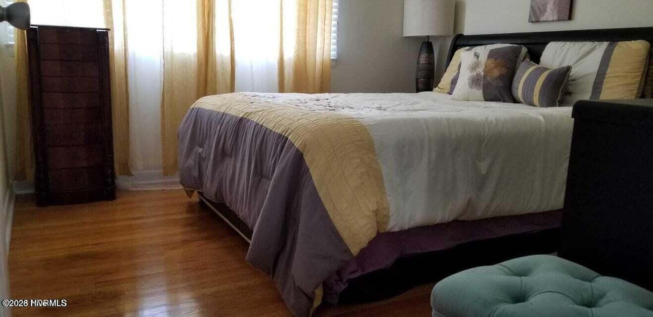 100559848 | Photo 11