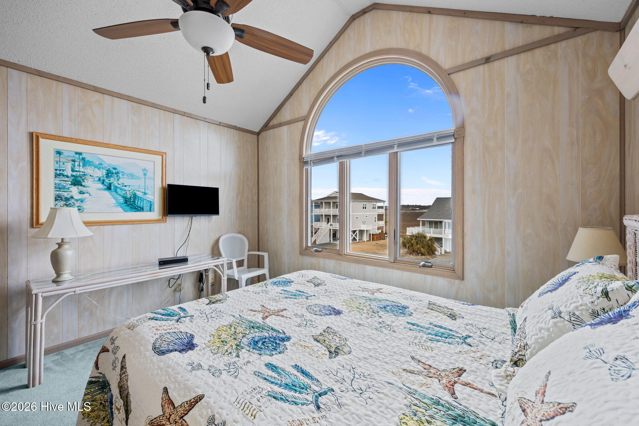 100554247 | Photo 47