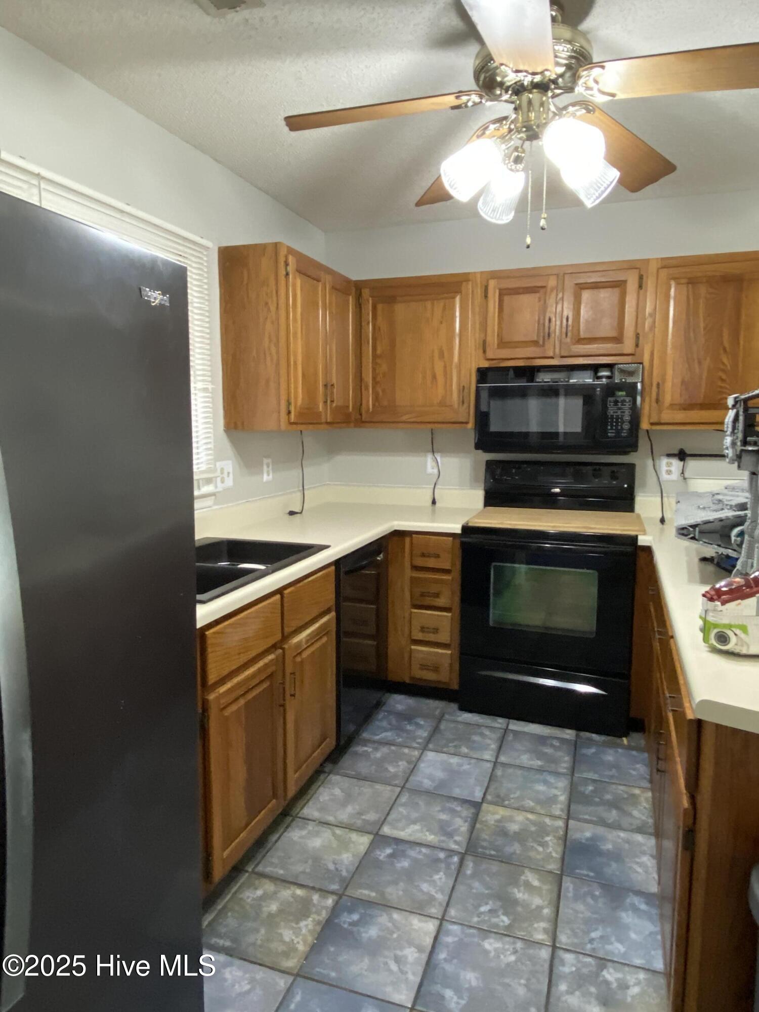 100545047 | Photo 21