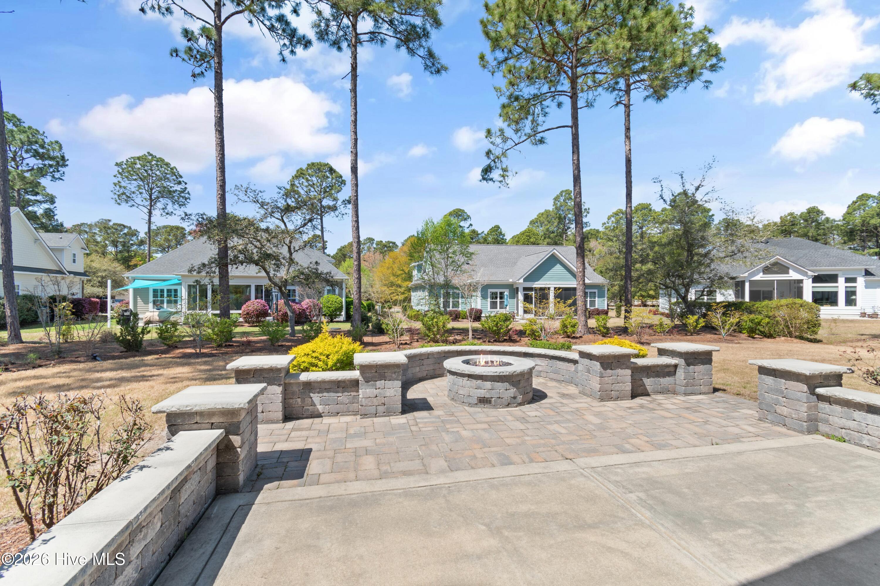 100564386 | Photo 55