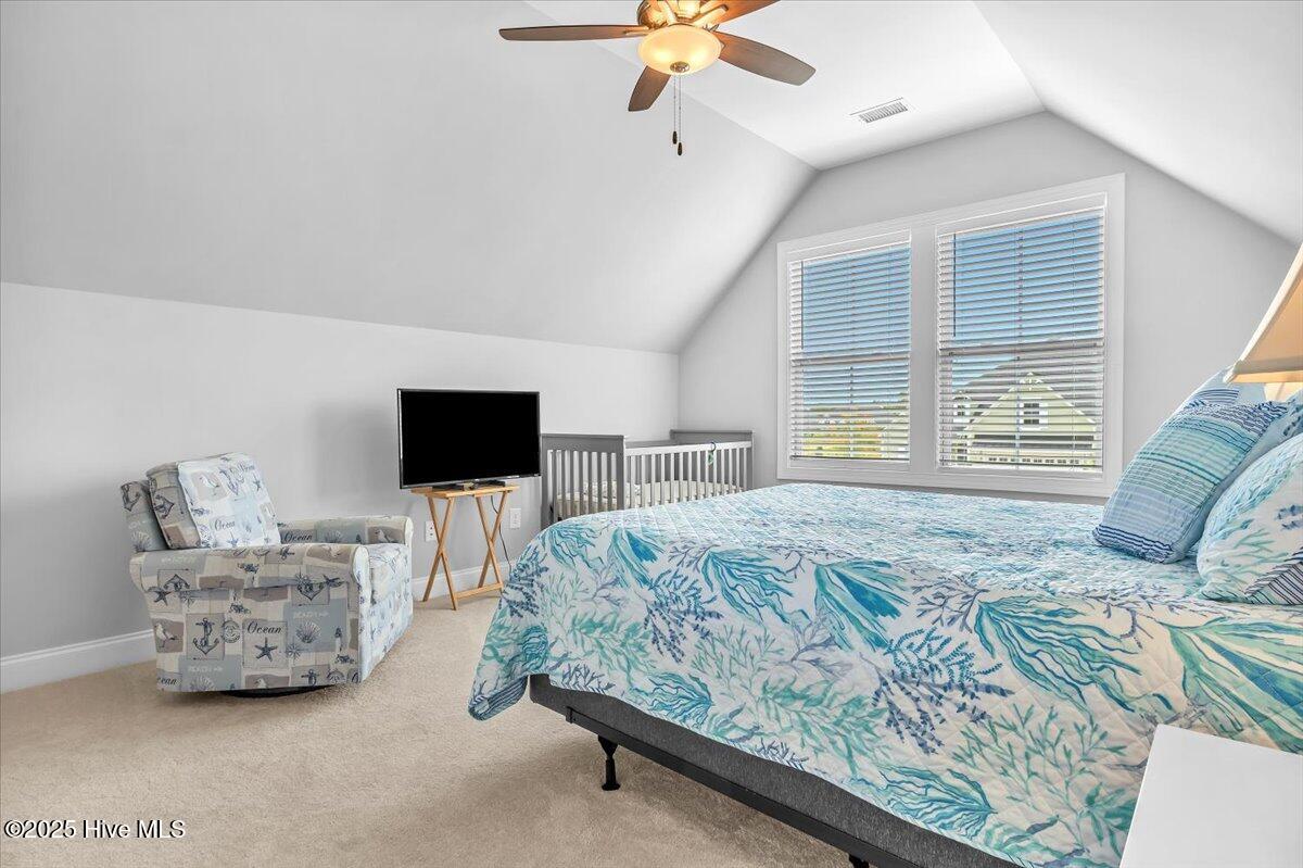 100530087 | Photo 32