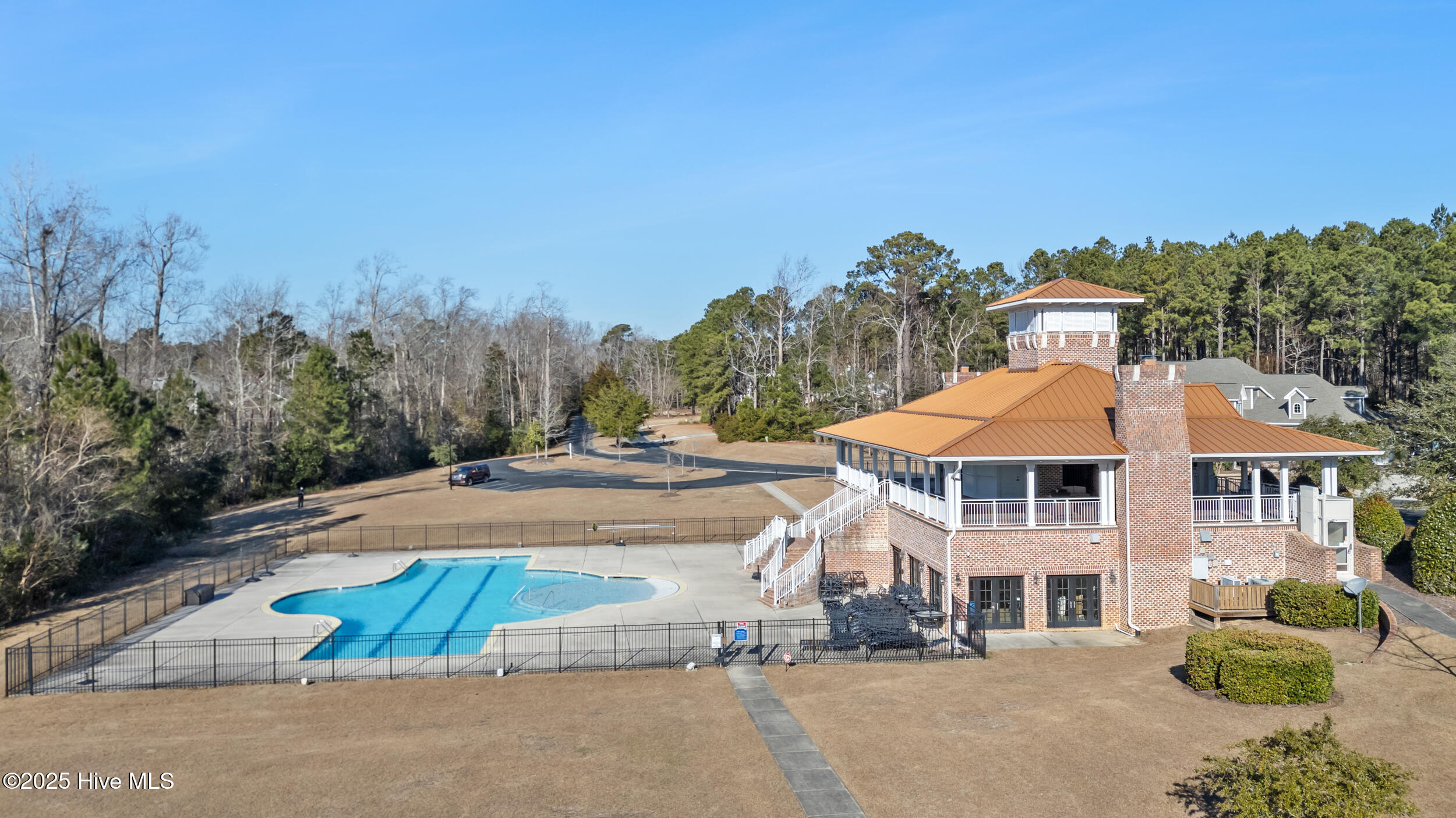 100518593 | Photo 69