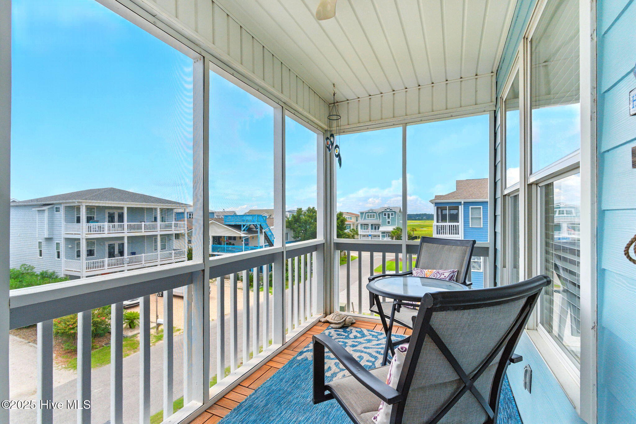 100526138 | Photo 37