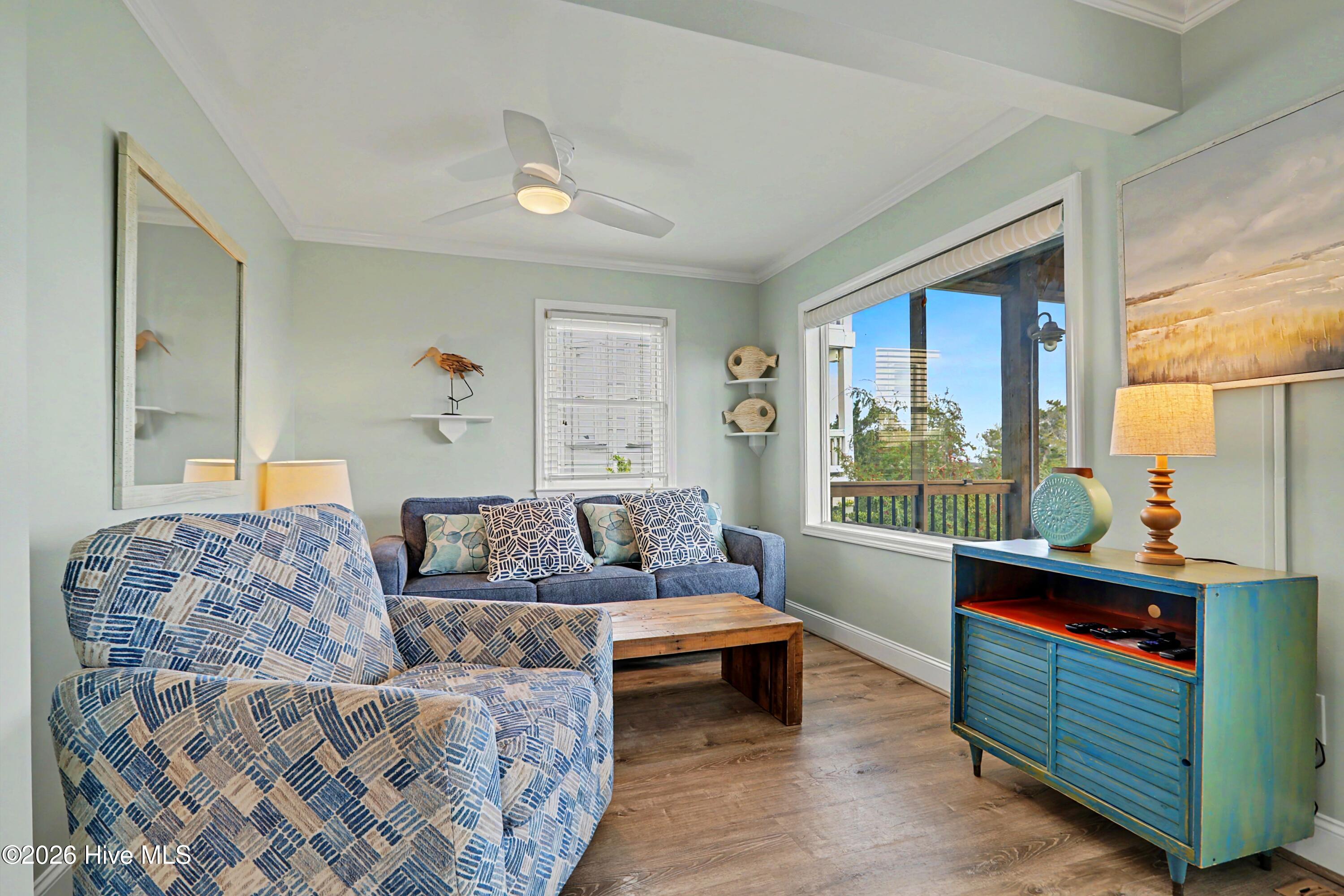 100563218 | Photo 13