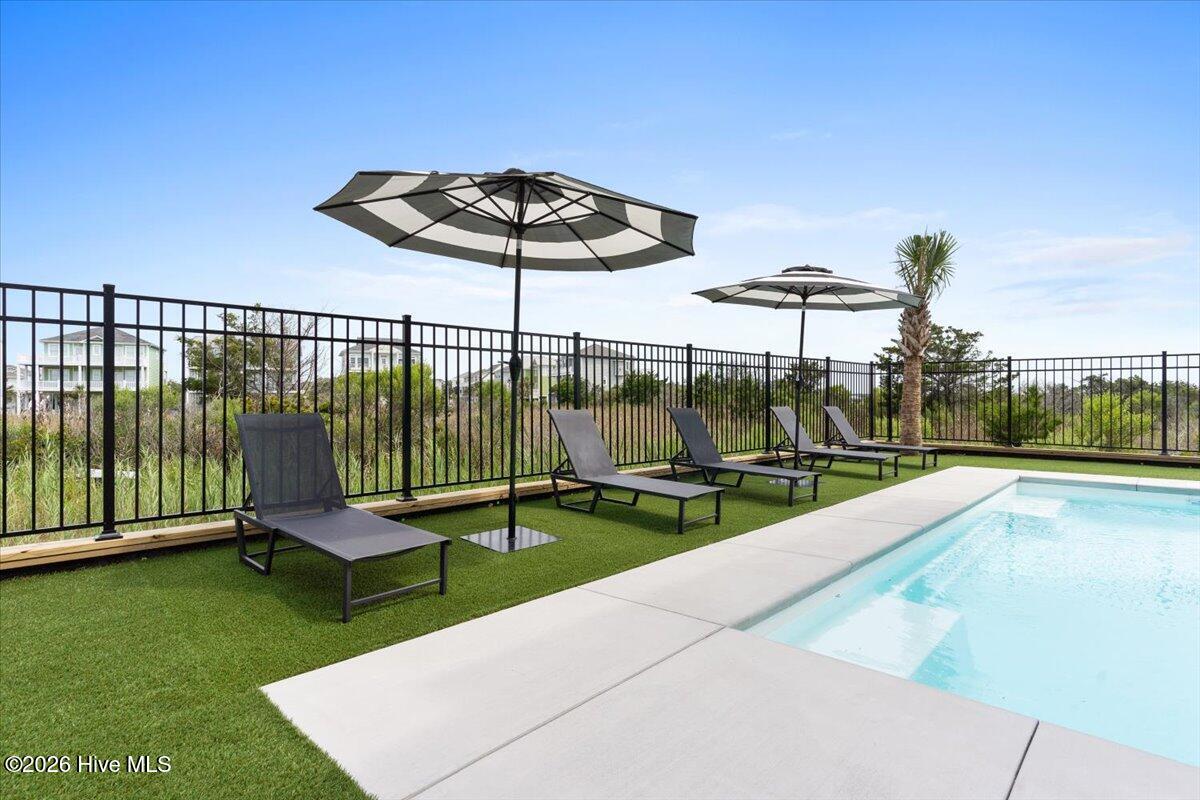 100552016 | Photo 77