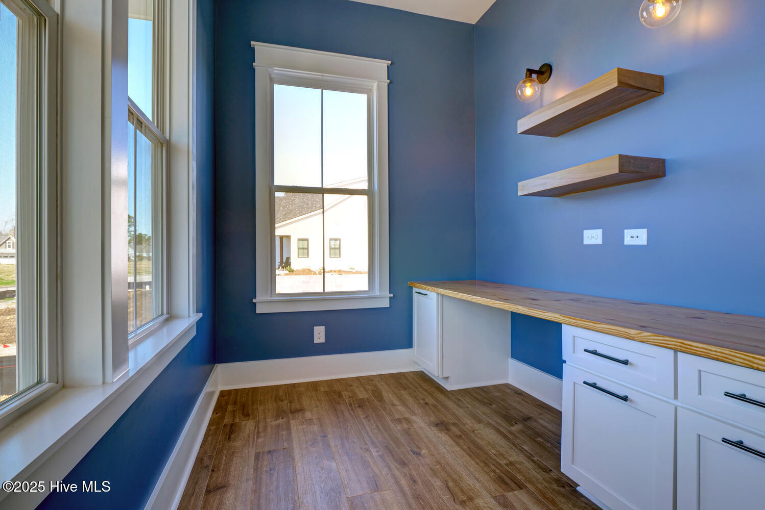 100539915 | Photo 17