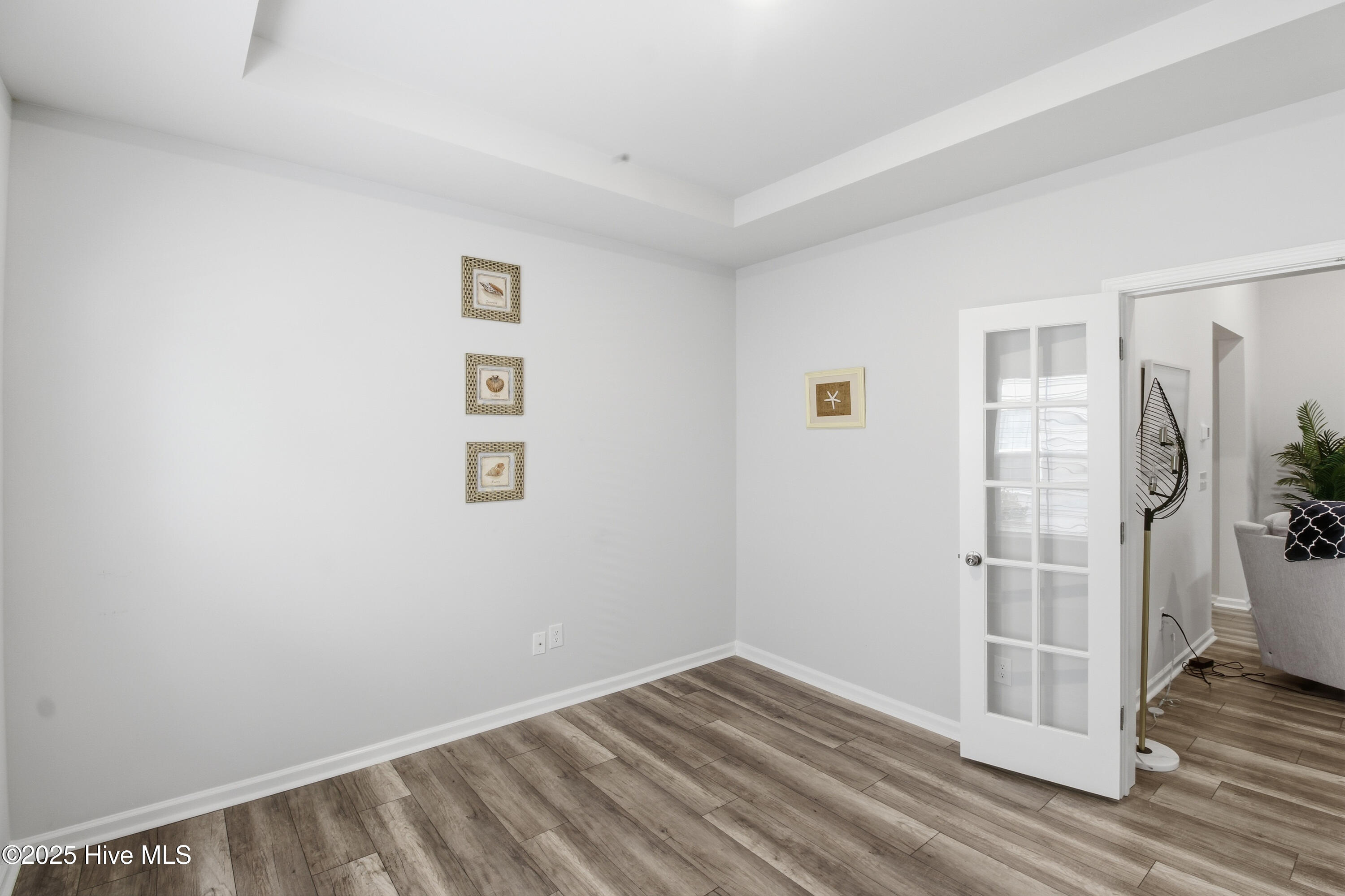 100538754 | Photo 13