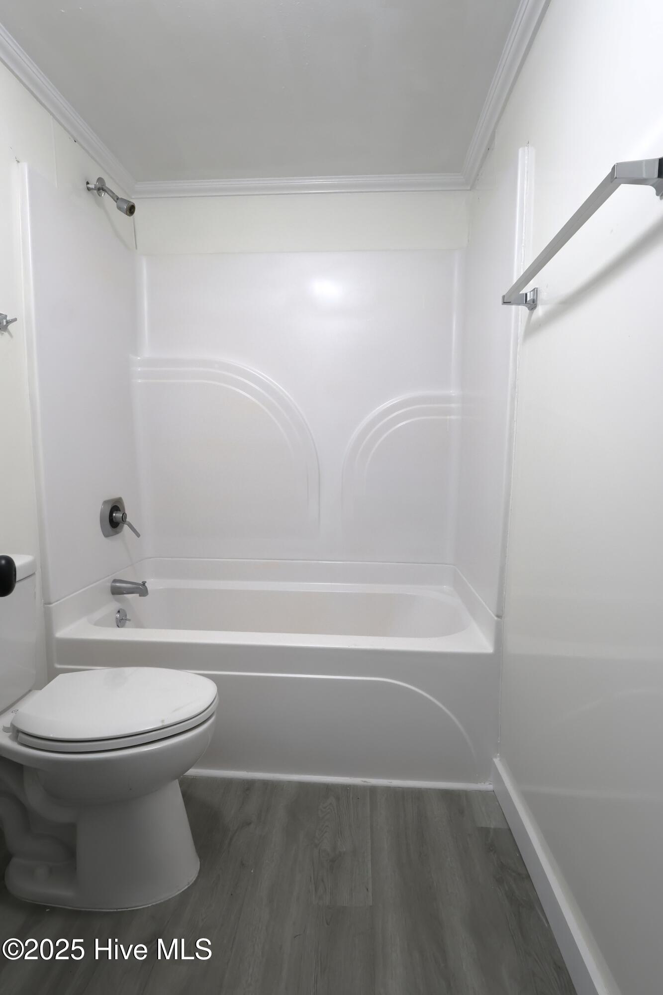 100554143 | Photo 16