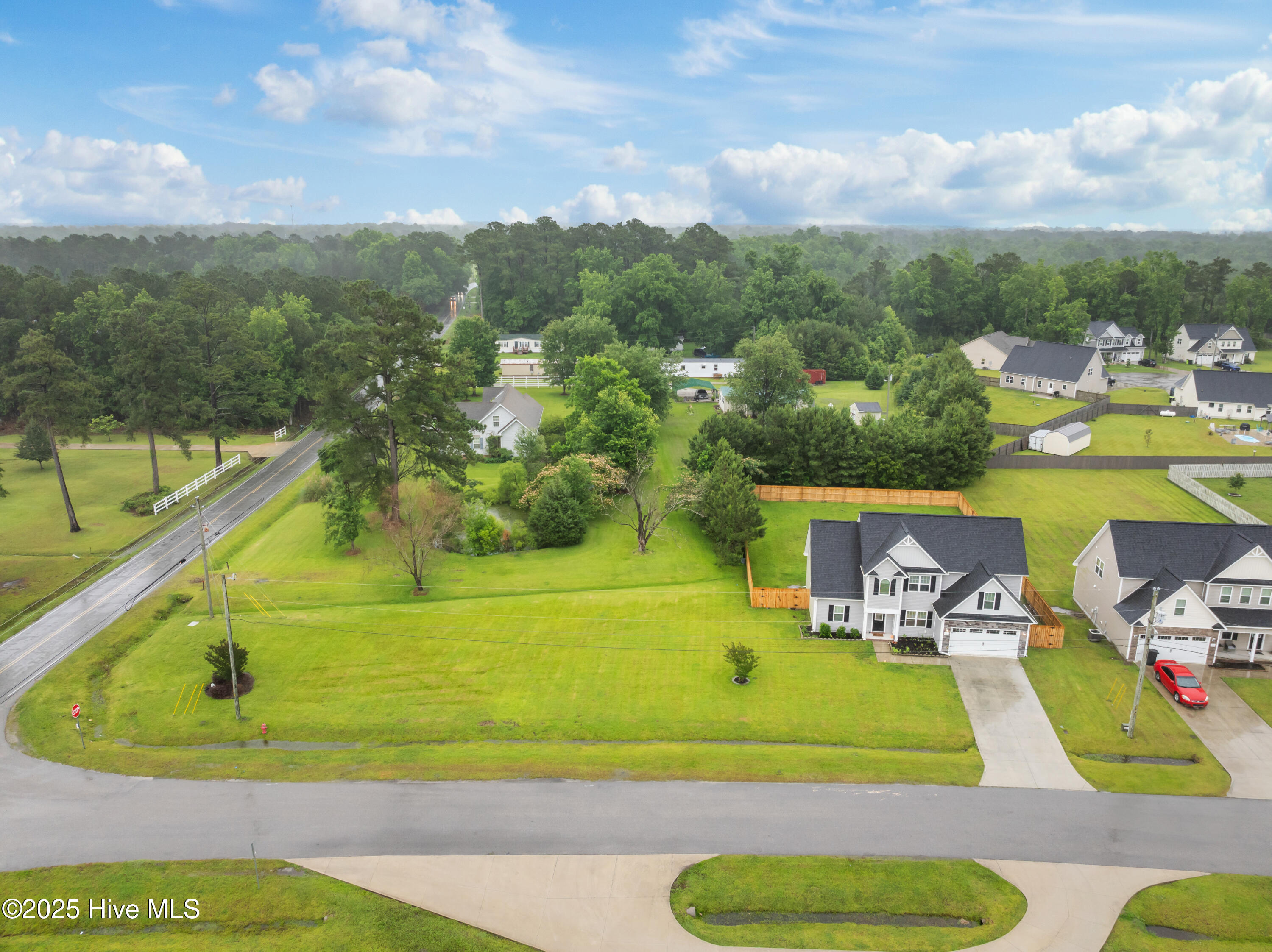 100512056 | Photo 50