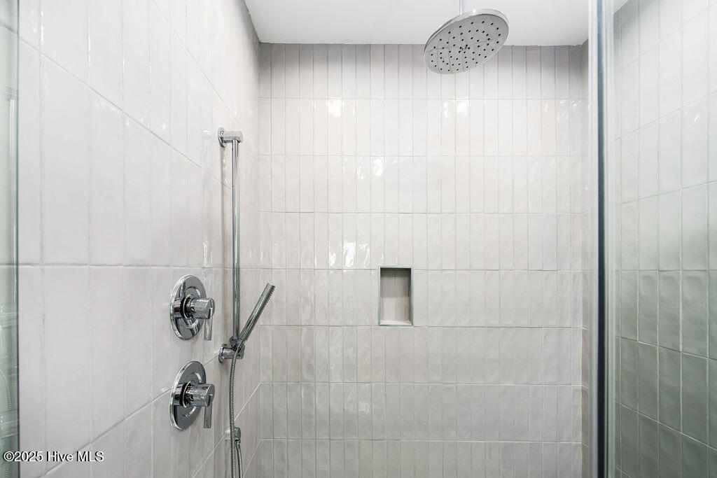 100514508 | Photo 66