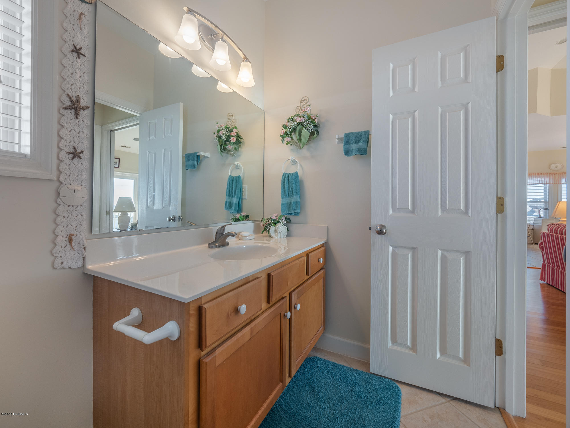 1016 Ocean Boulevard, Topsail Beach, NC 28445 – photo 17: 18-large-2000px