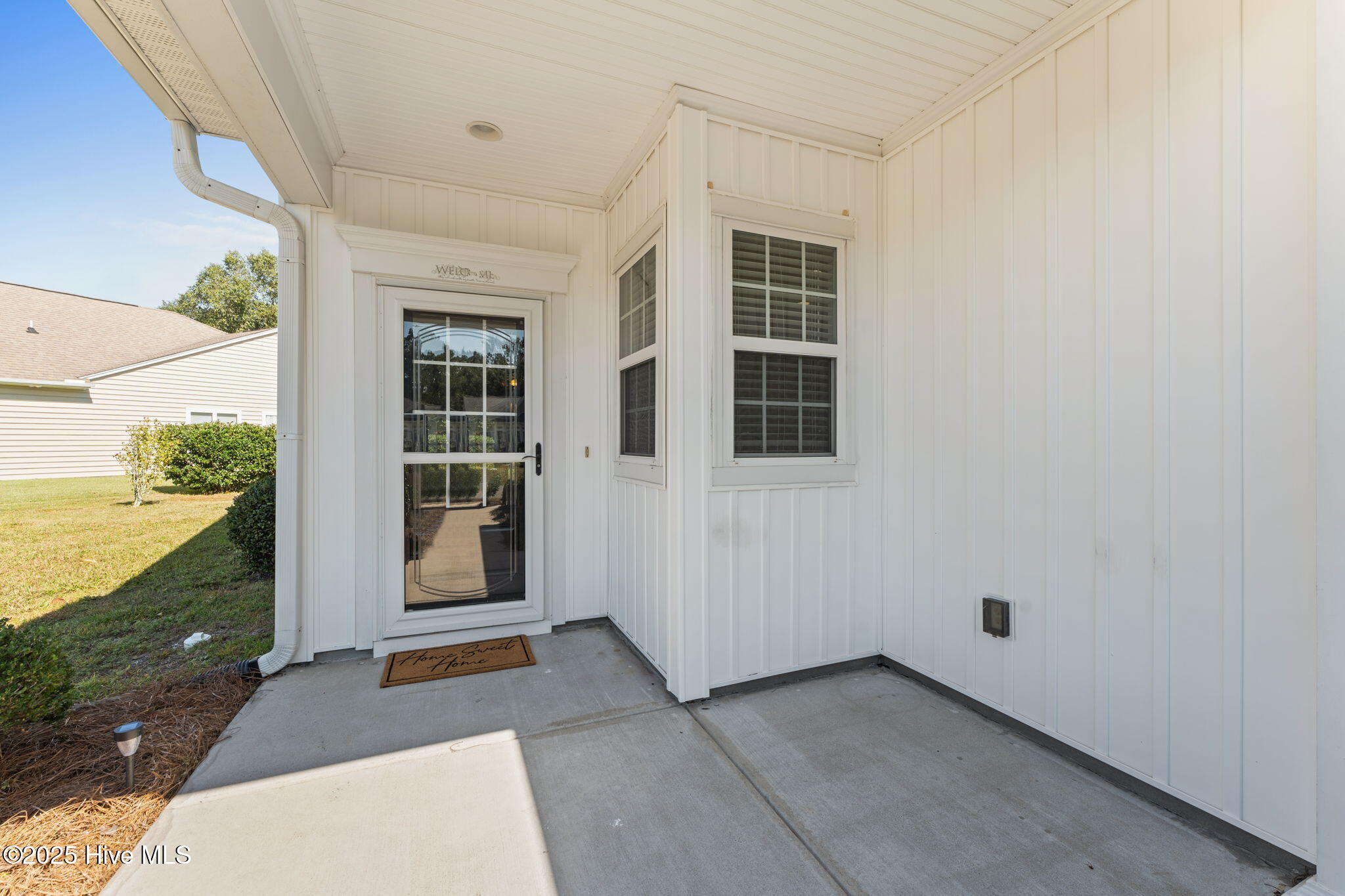 100520190 | Photo 12