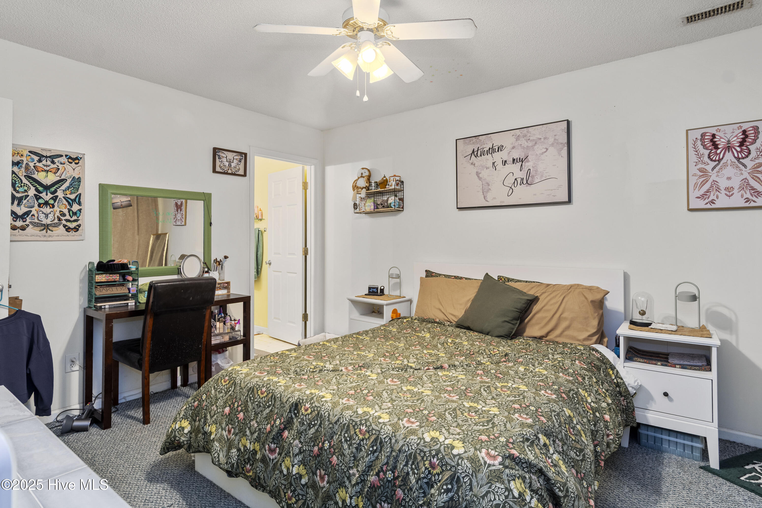 100517561 | Photo 18