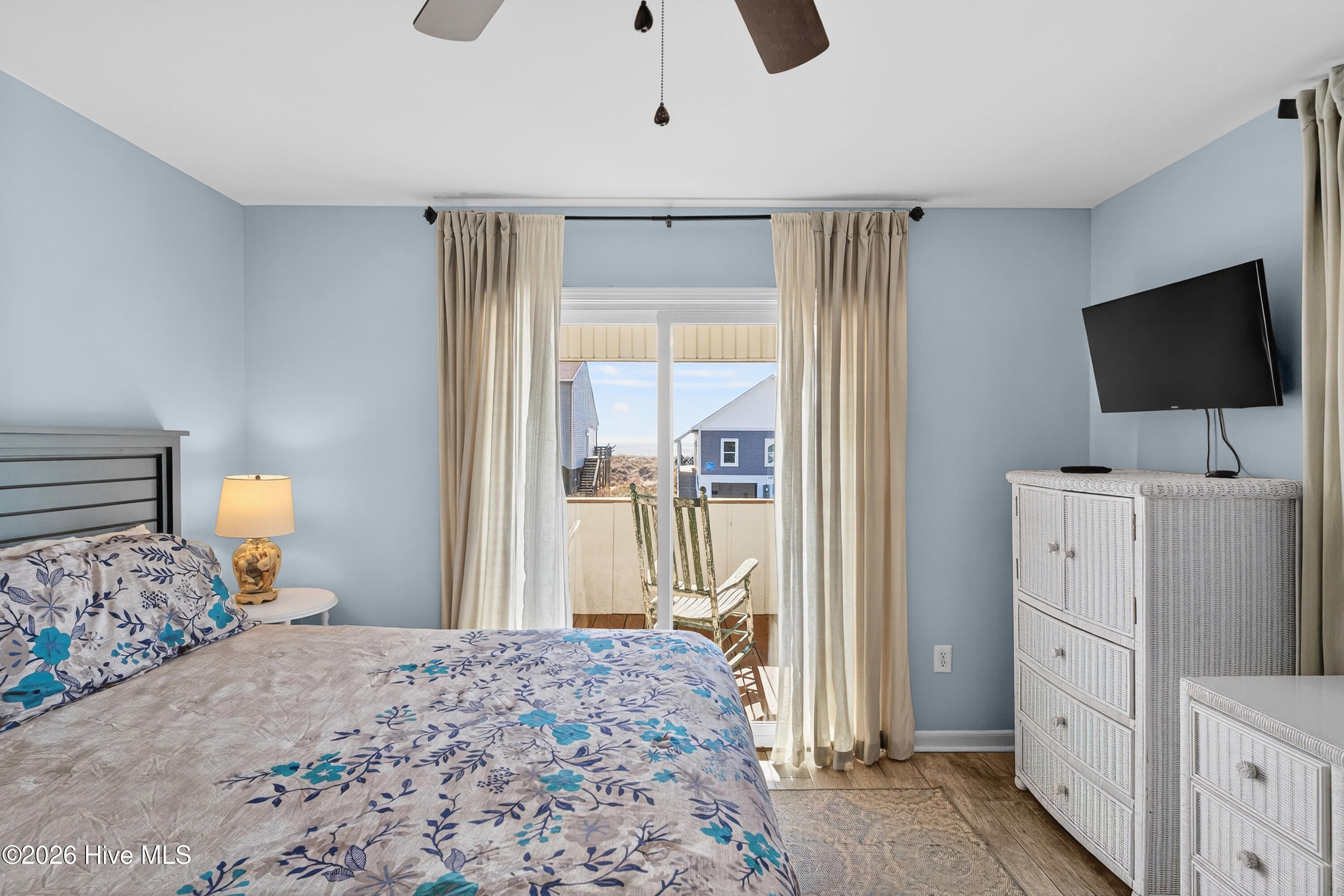 100560758 | Photo 29