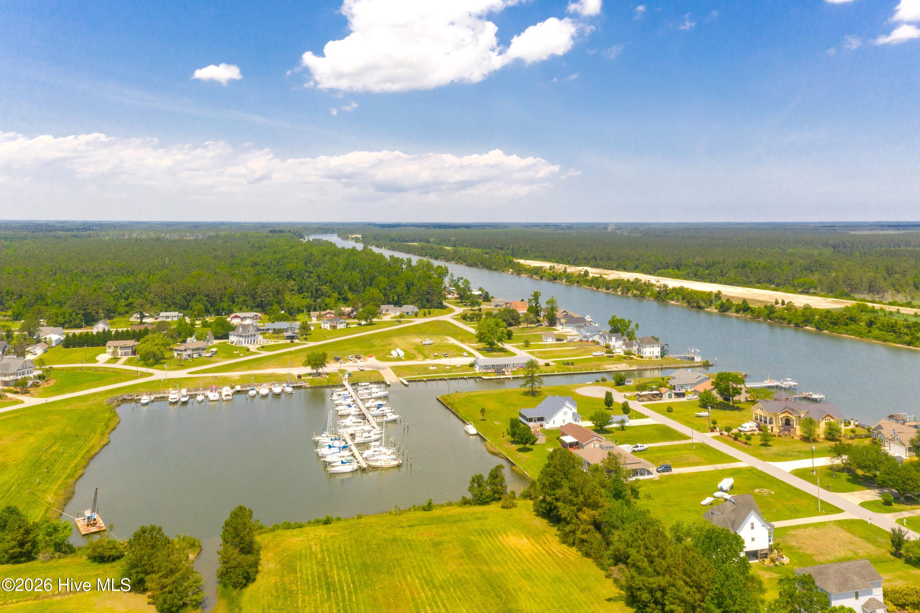 107 Tradewinds Road, Newport, NC, 28570