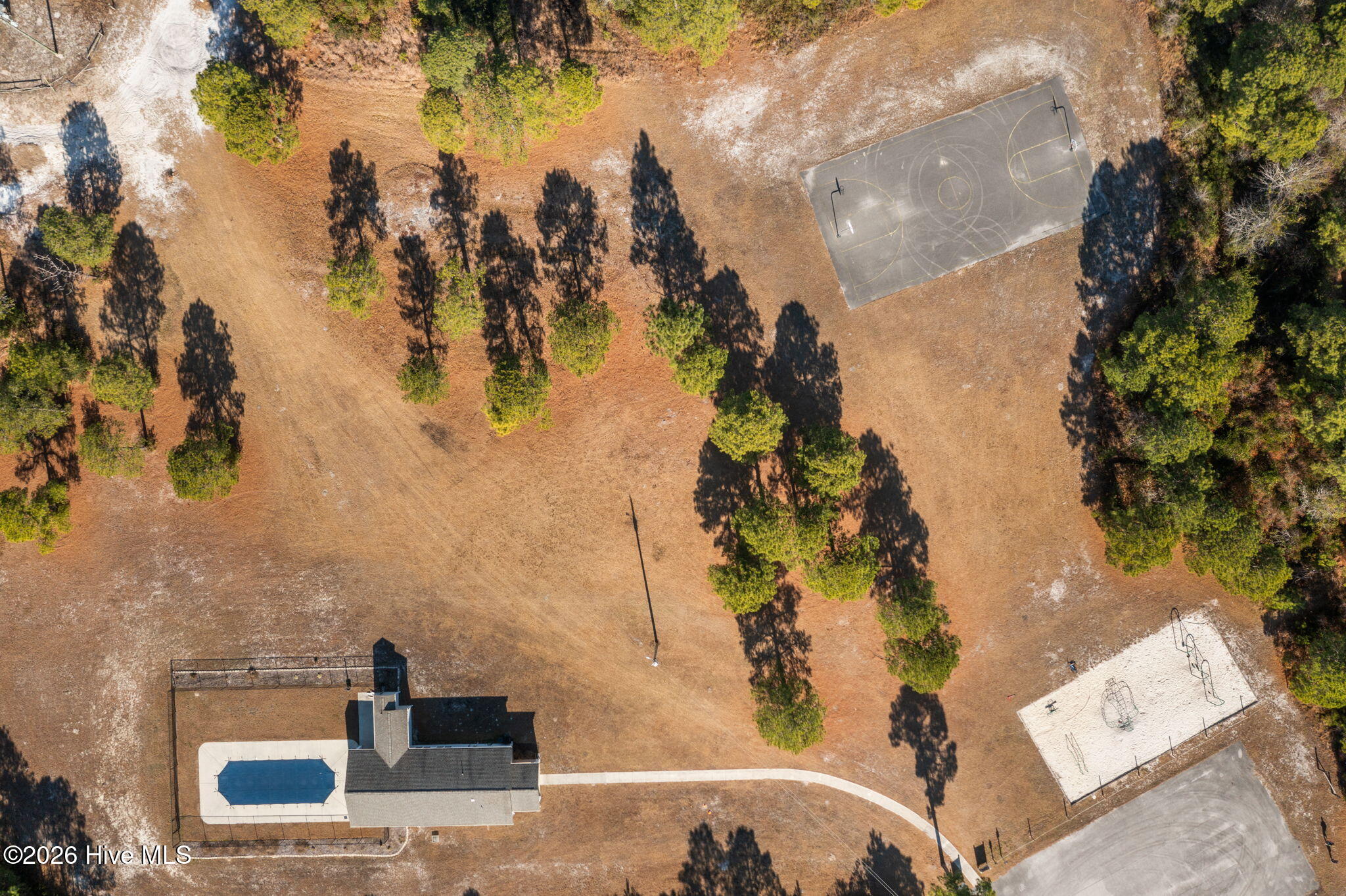 100547067 | Photo 45