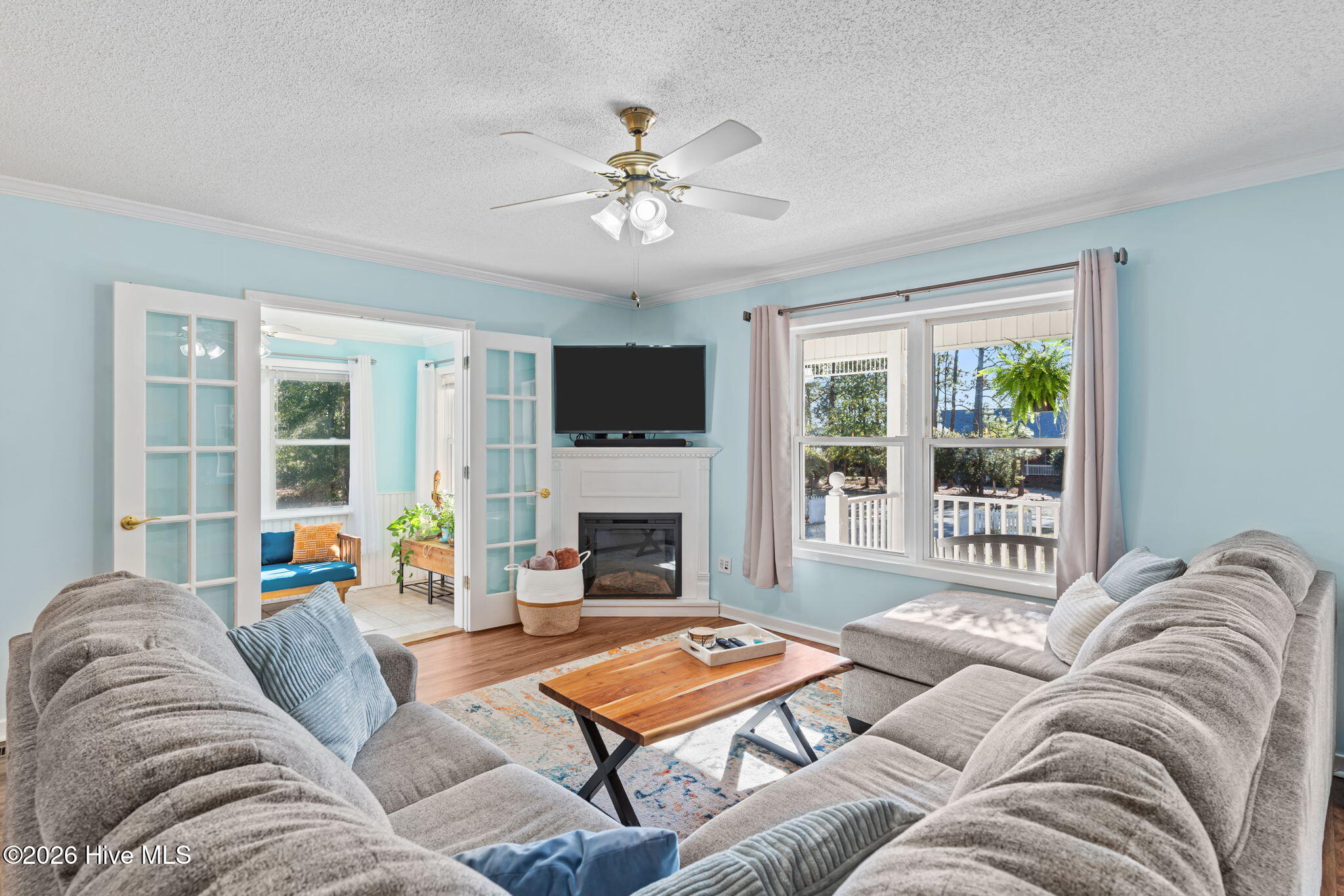 100557804 | Photo 10