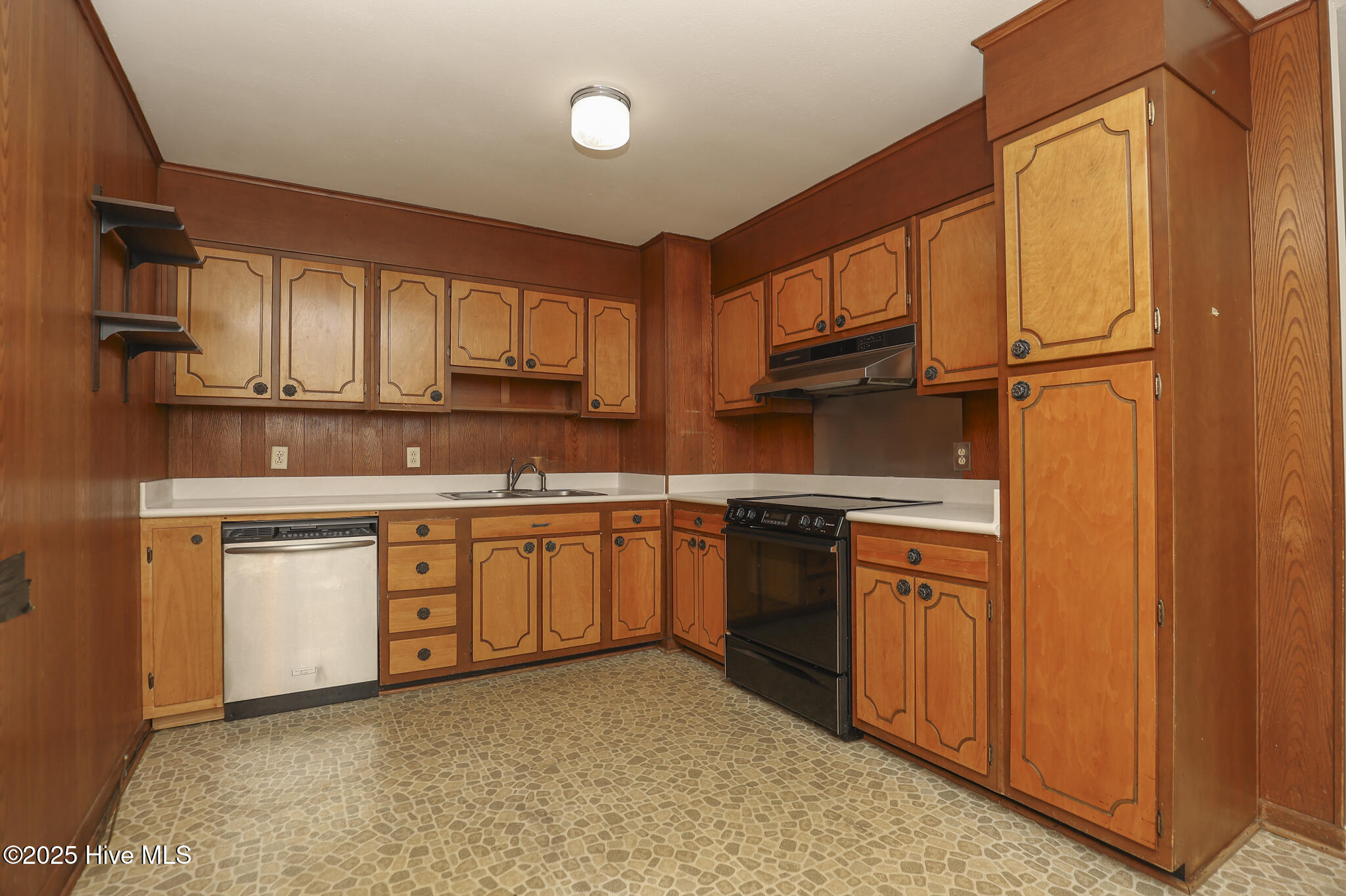 137 Cardinal Road, Jacksonville, NC 28546 – photo 14: 137 Cardinal-25
